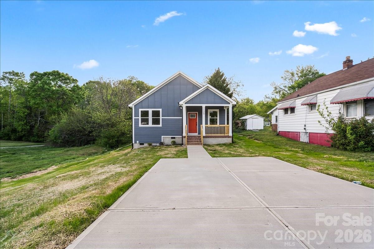 1129 3rd Street Property Photo 3