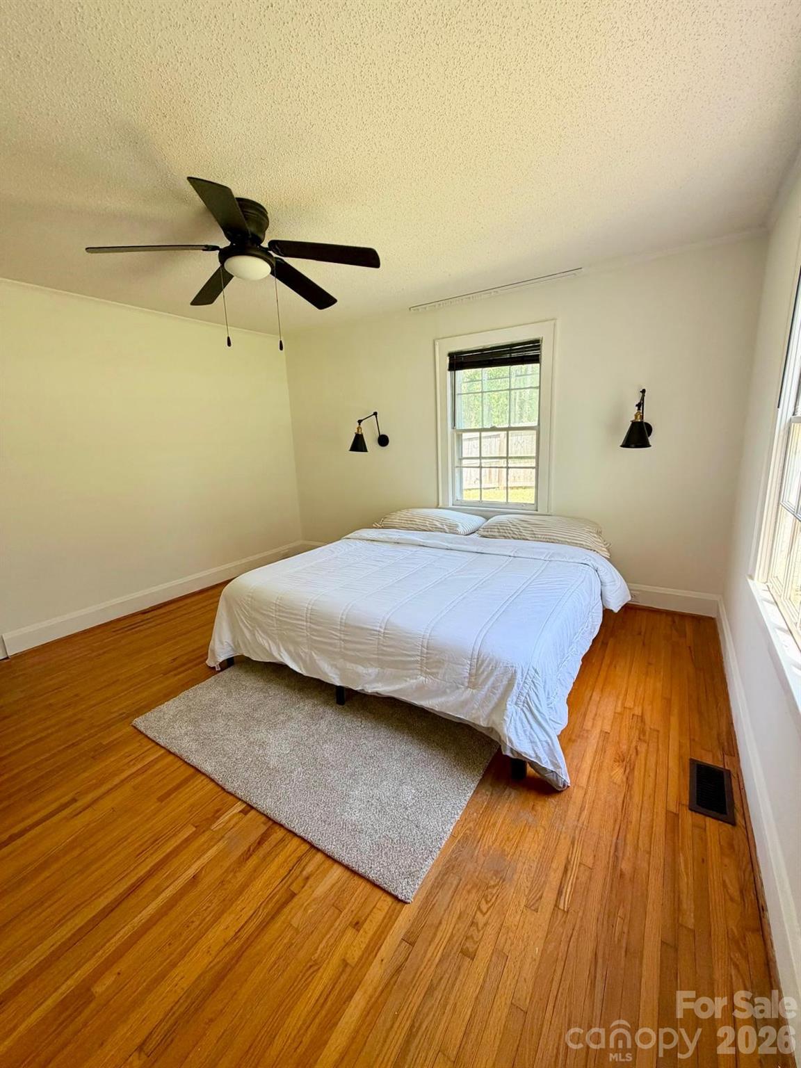 2180 Lynwood Drive Property Photo 13
