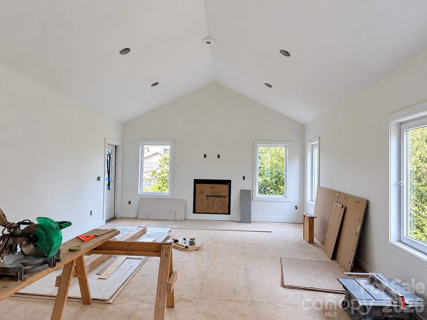 21 Robin Roost Road Property Photo 2