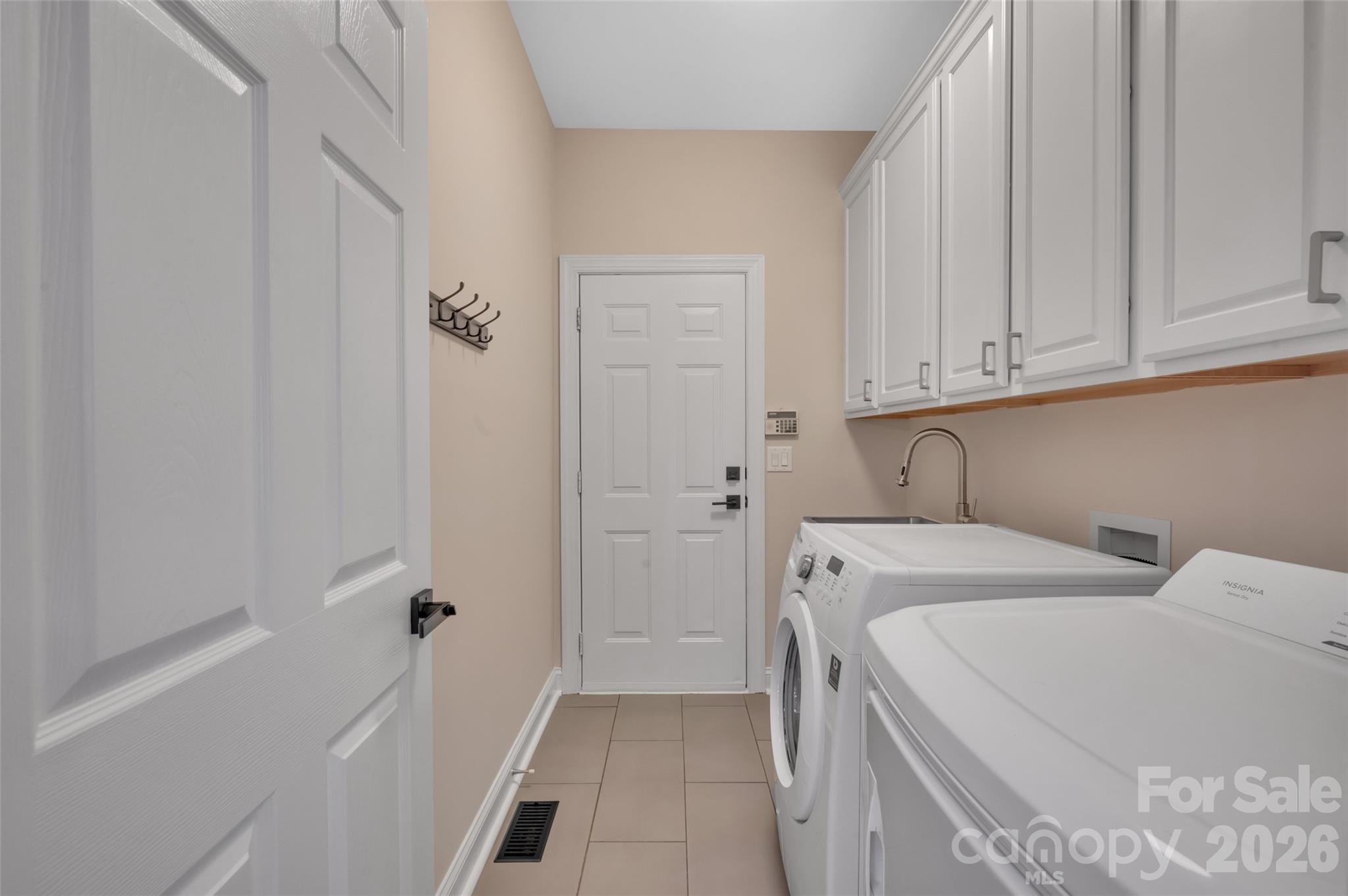 14611 Eastgrove Drive Property Photo 19