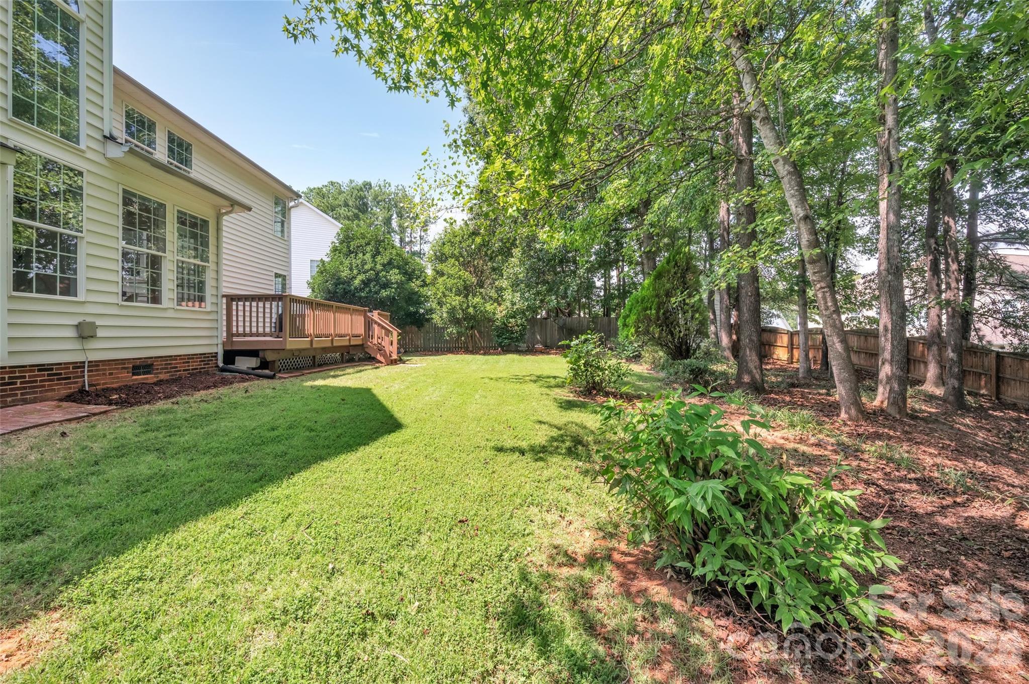 14611 Eastgrove Drive Property Photo 37
