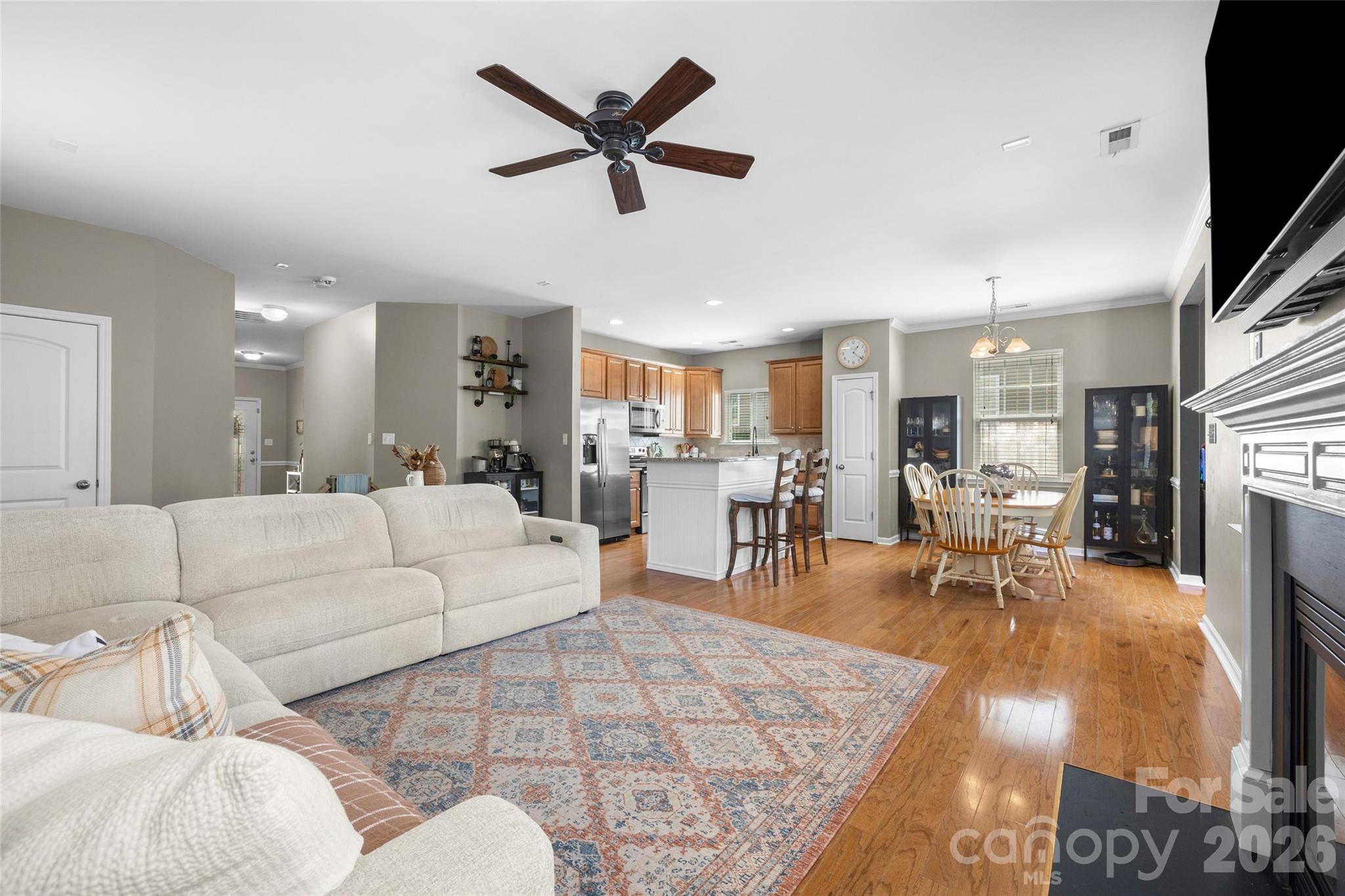 14918 Brotherly Lane Property Photo 7