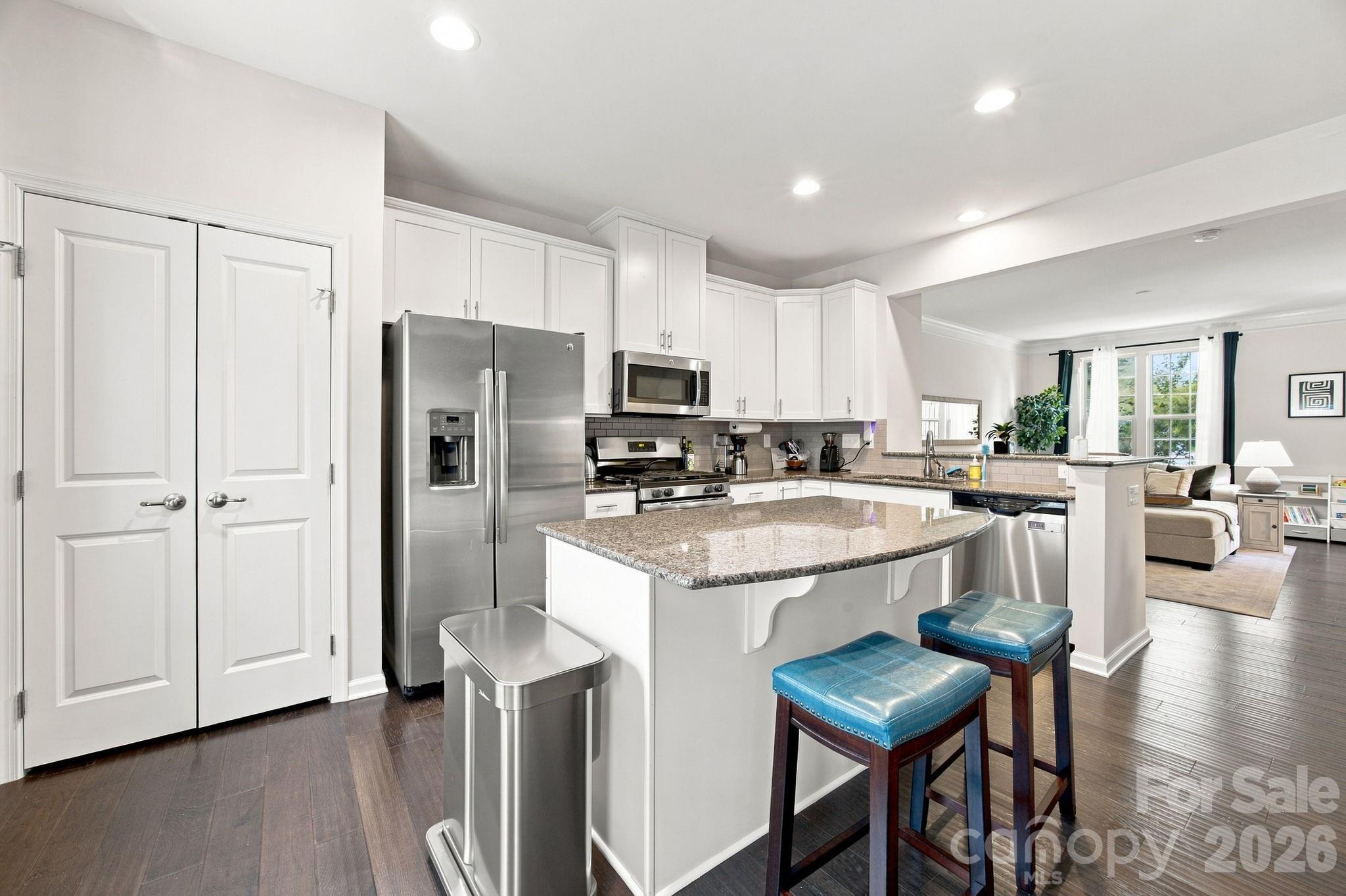 1321 Queen Lyon Court Property Photo 13