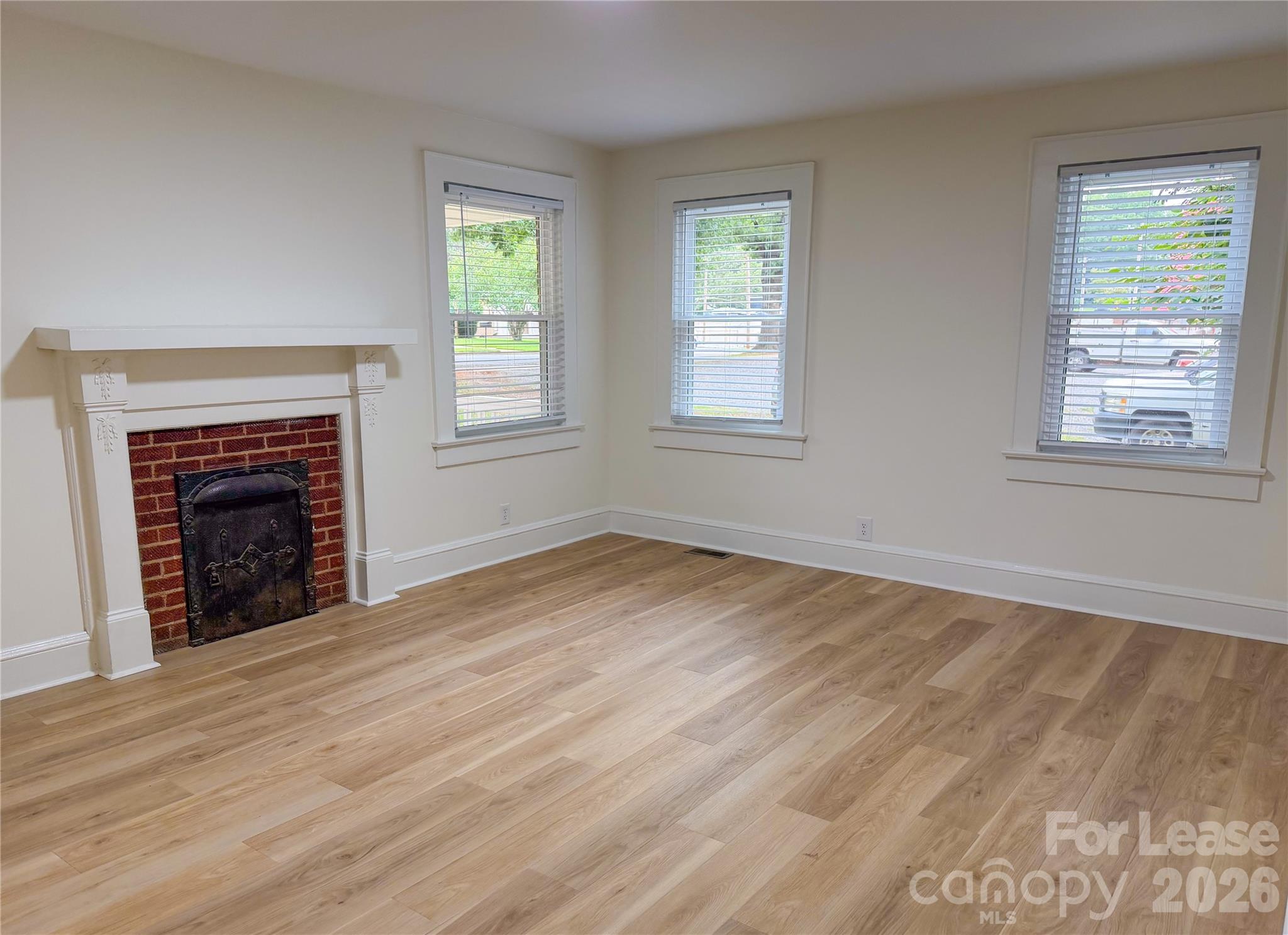 531 E Front Street Property Photo 13