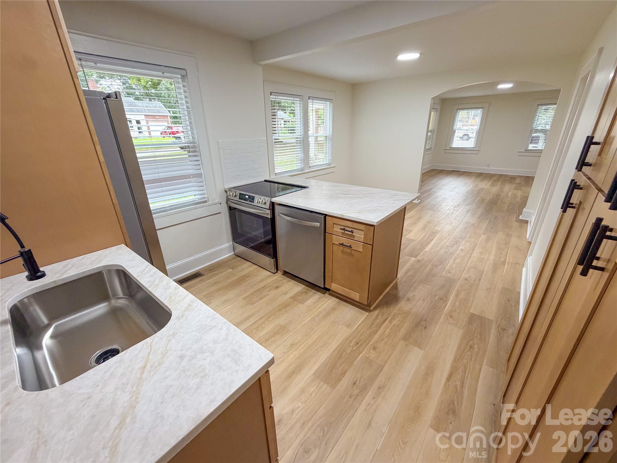 531 E Front Street Property Photo 14