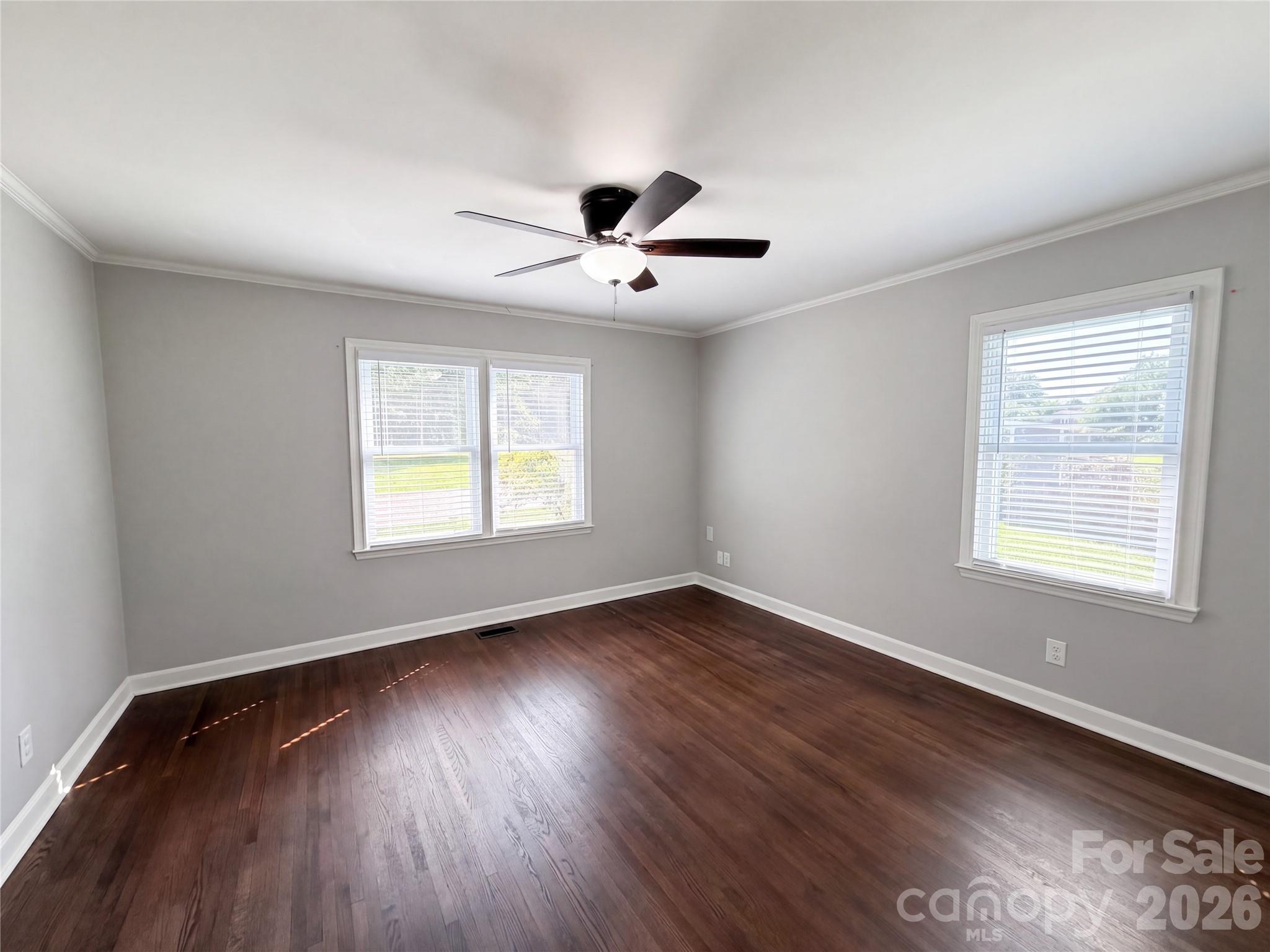 5630 S New Hope Road Property Photo 3