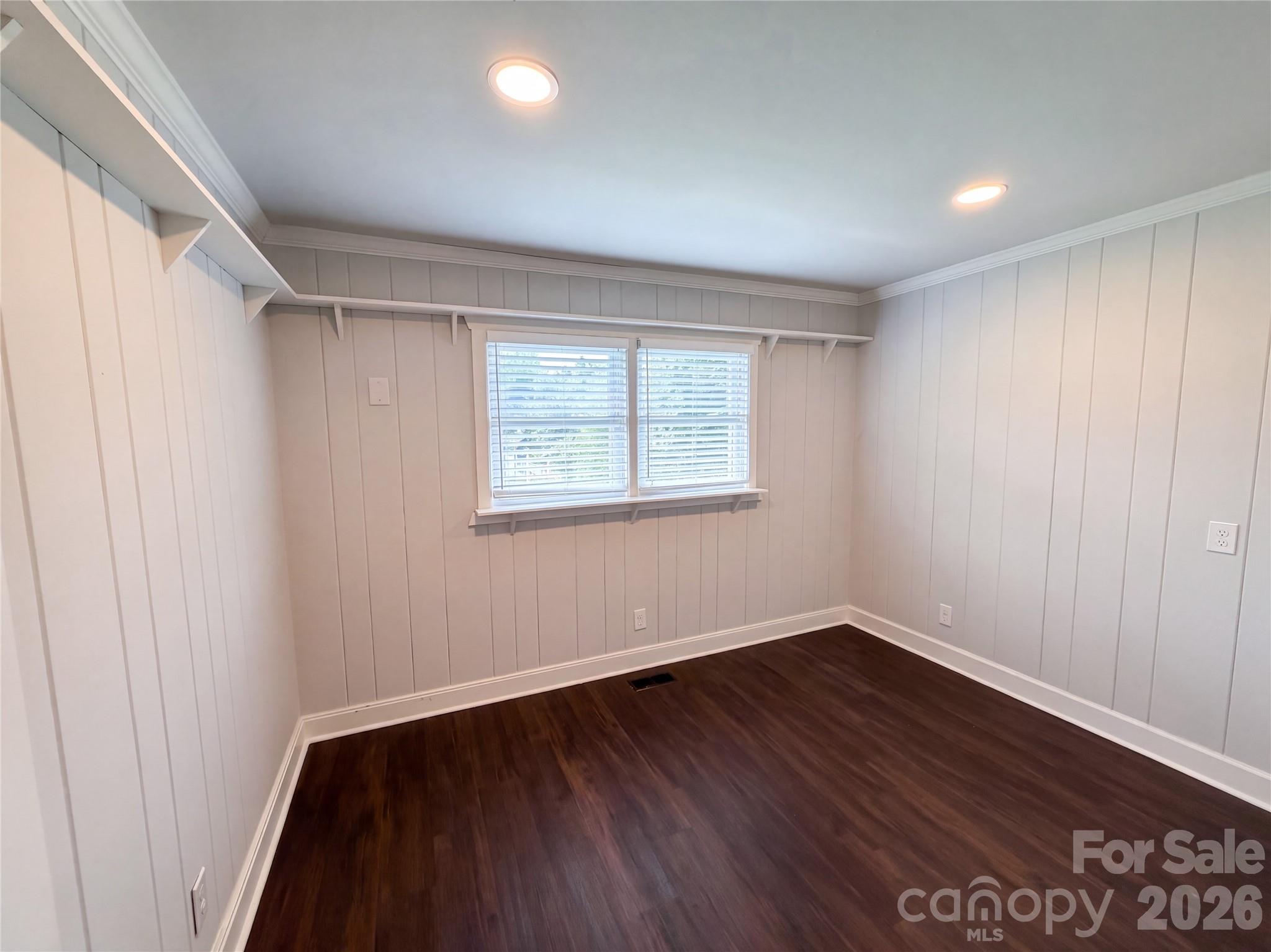 5630 S New Hope Road Property Photo 12