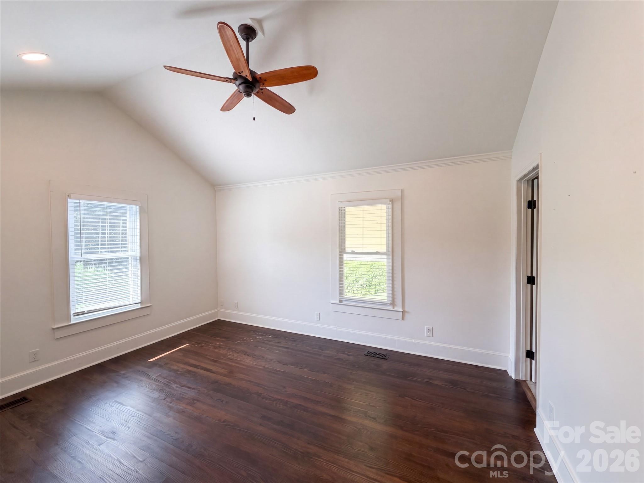 5630 S New Hope Road Property Photo 16