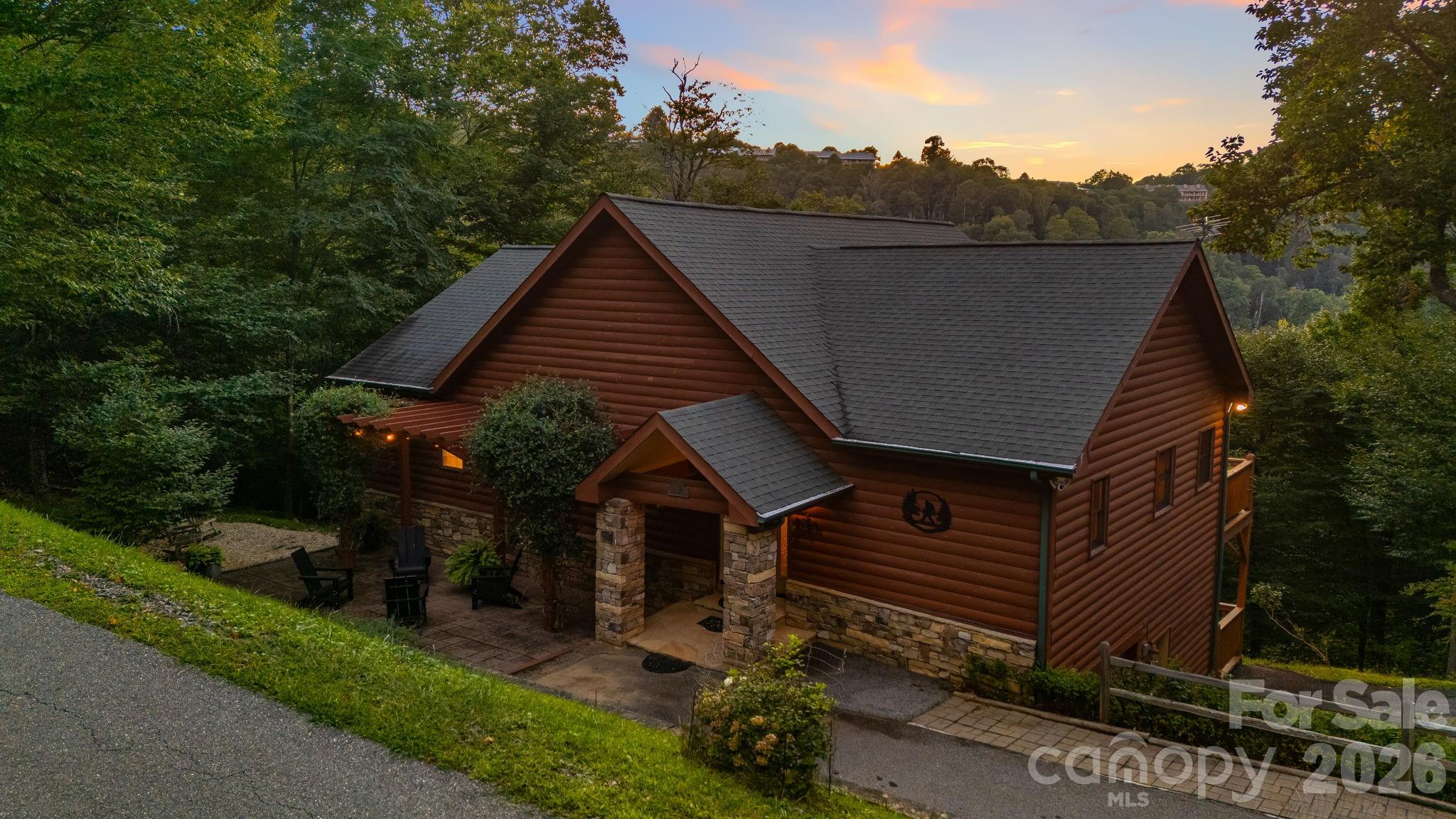 32 Zebulon Lane Property Photo 1
