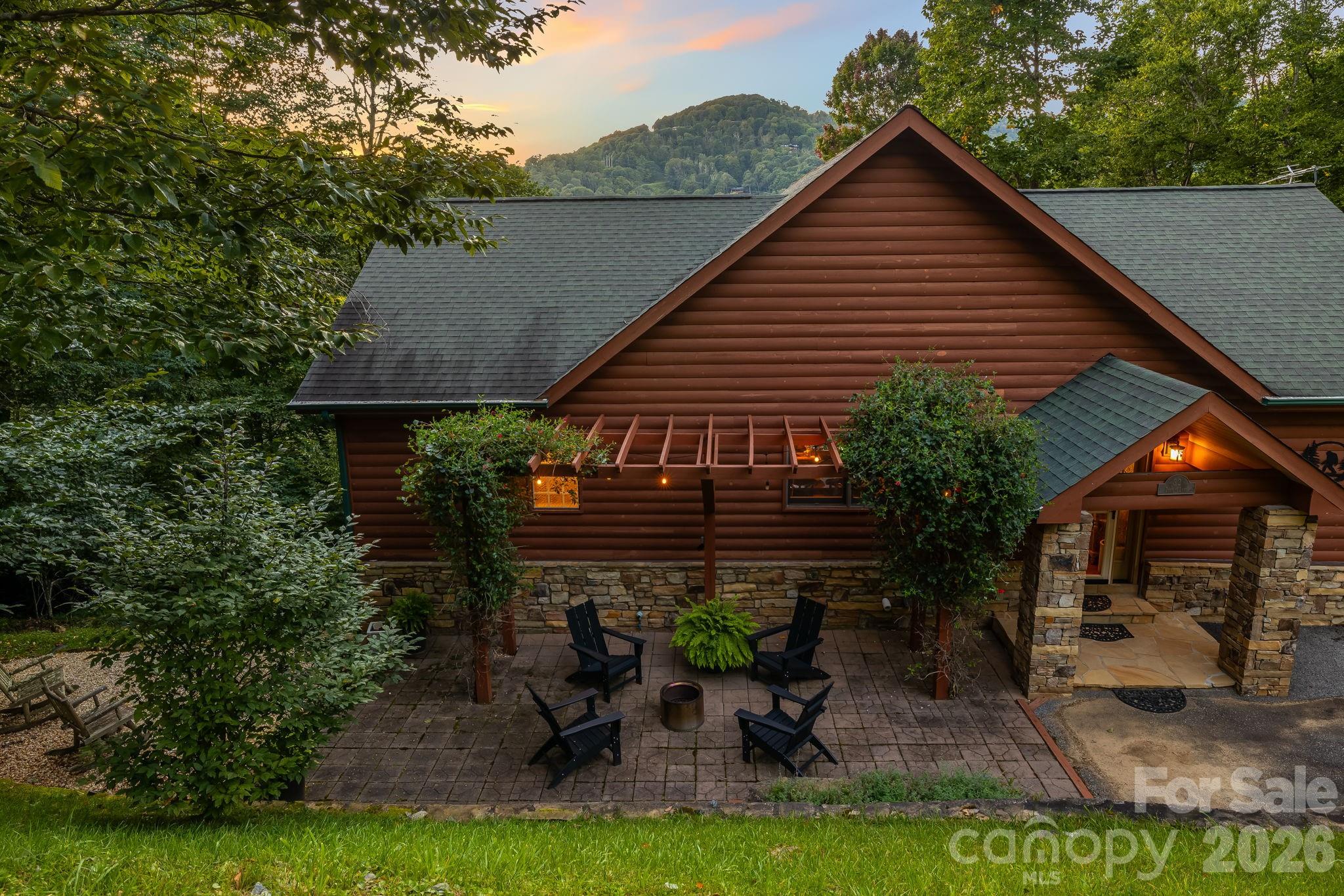 32 Zebulon Lane Property Photo 3