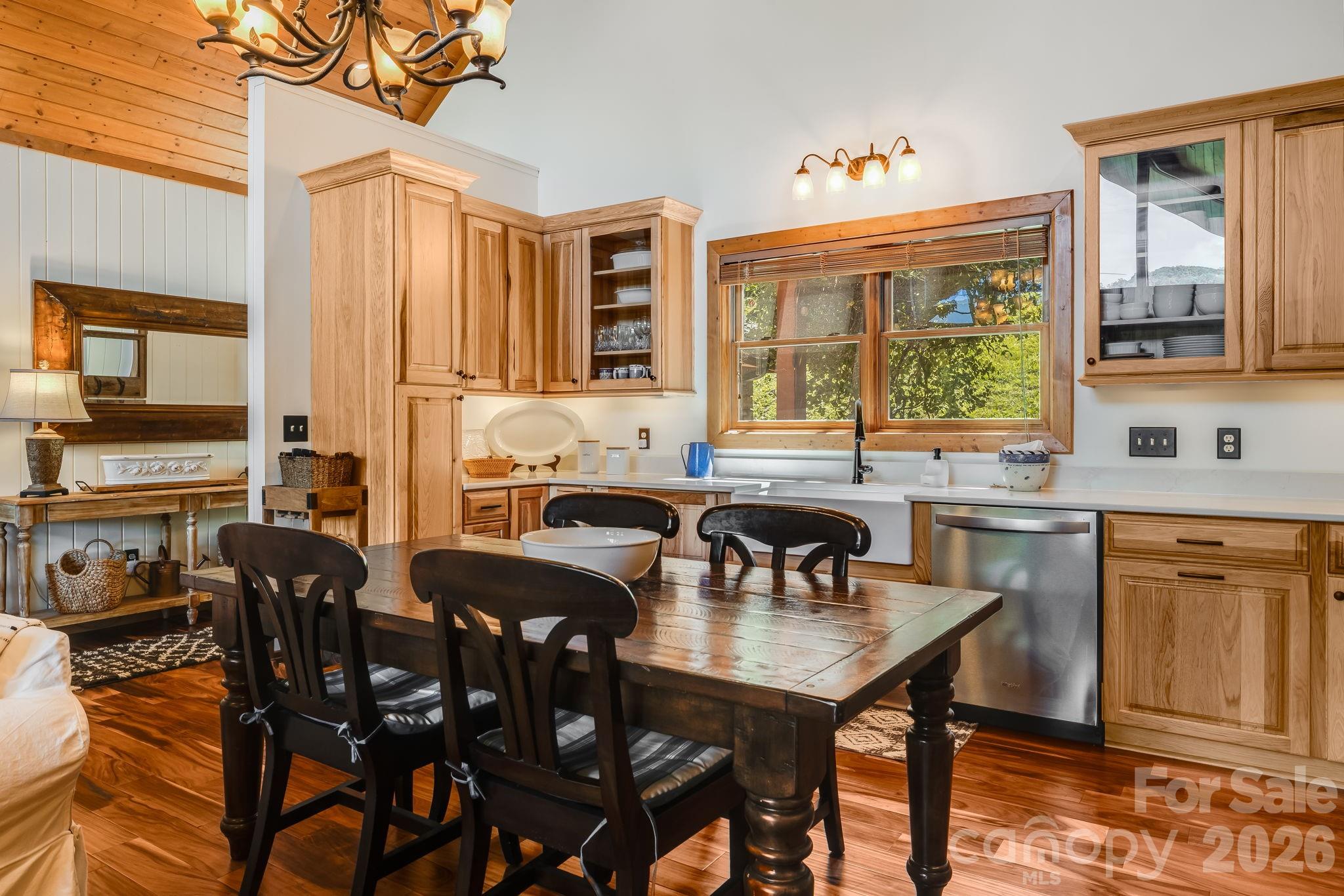 32 Zebulon Lane Property Photo 12