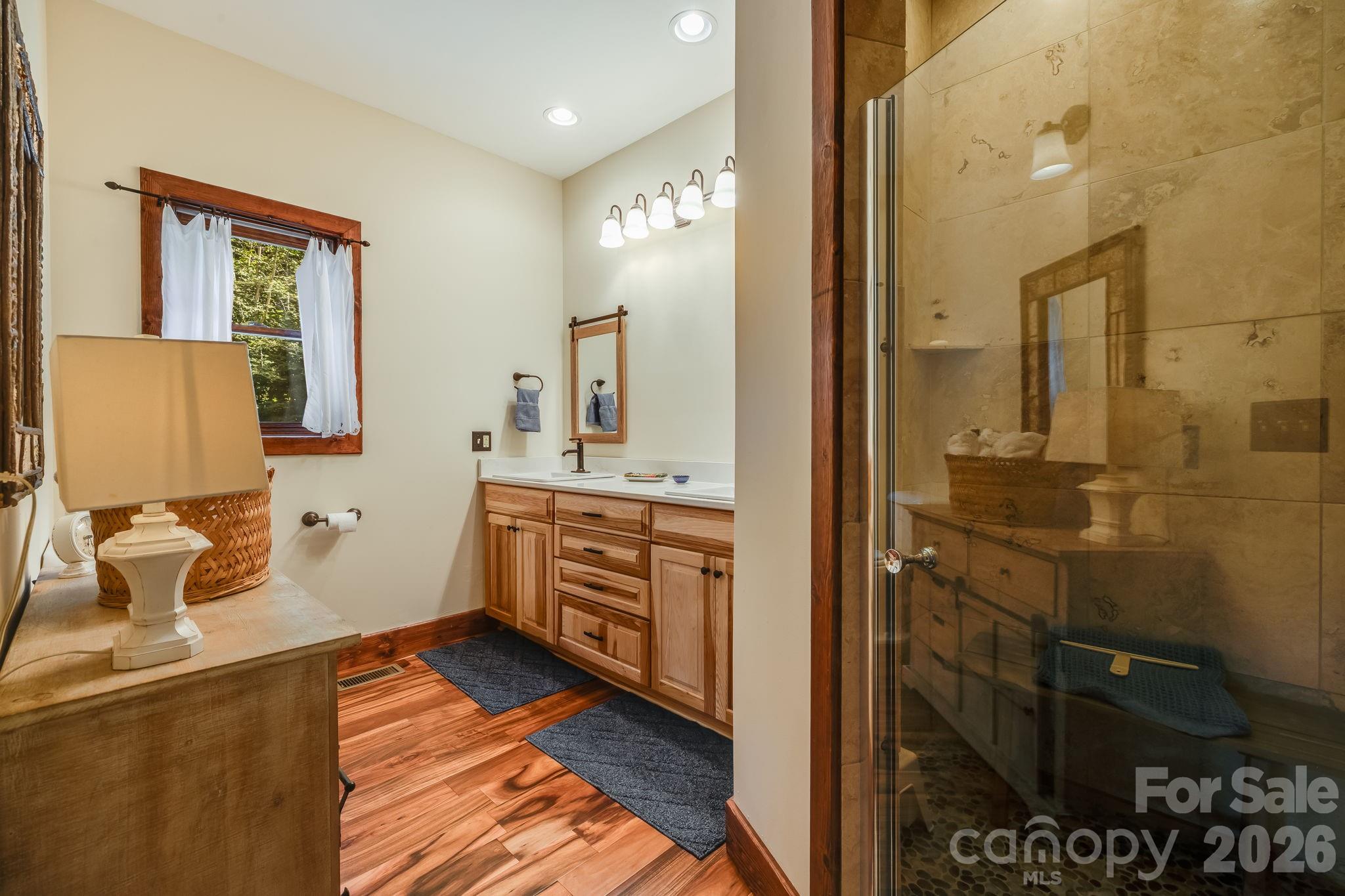 32 Zebulon Lane Property Photo 18