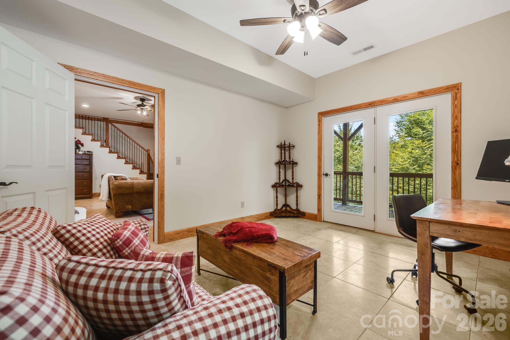 32 Zebulon Lane Property Photo 30