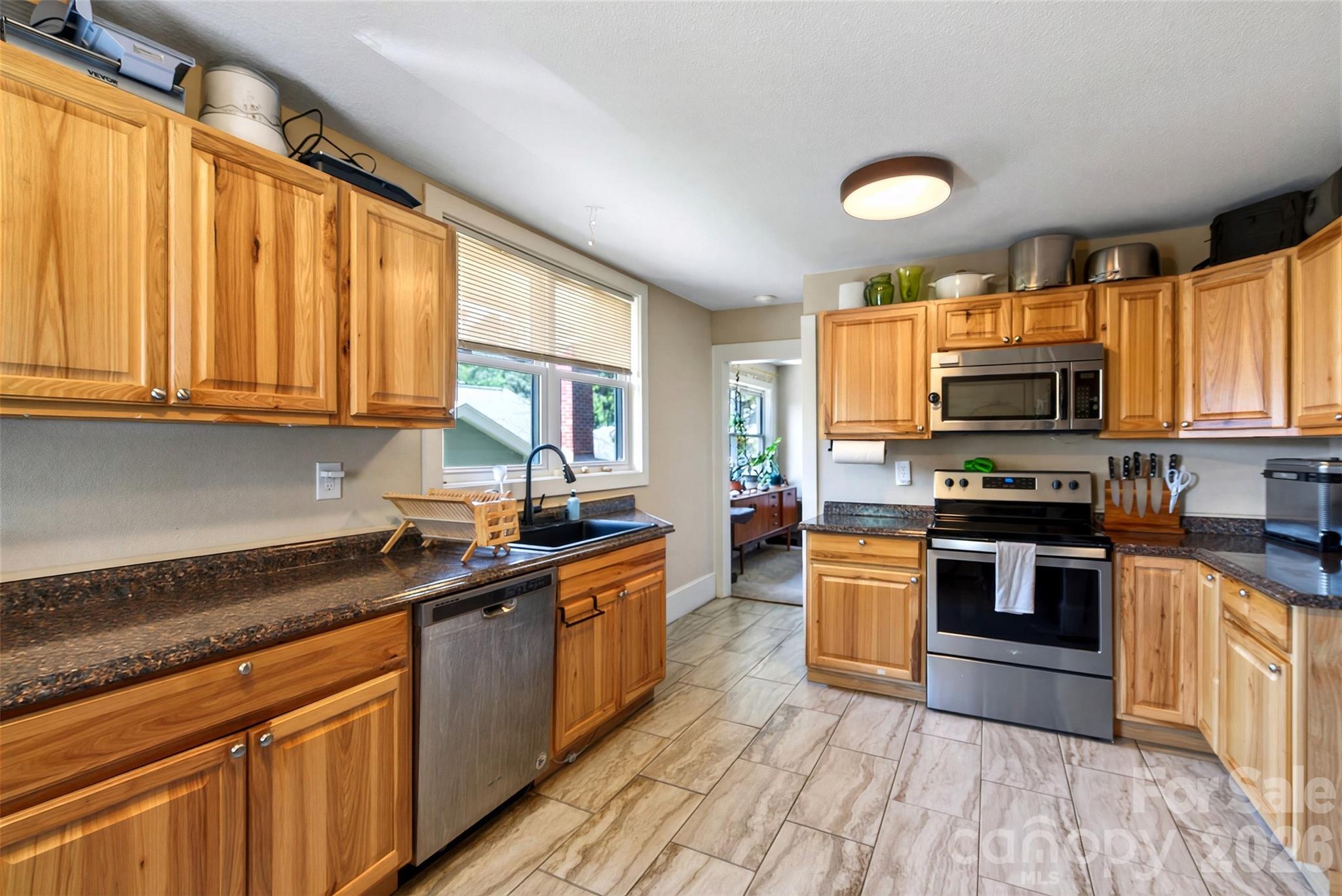 52 Pennsylvania Avenue Property Photo 11