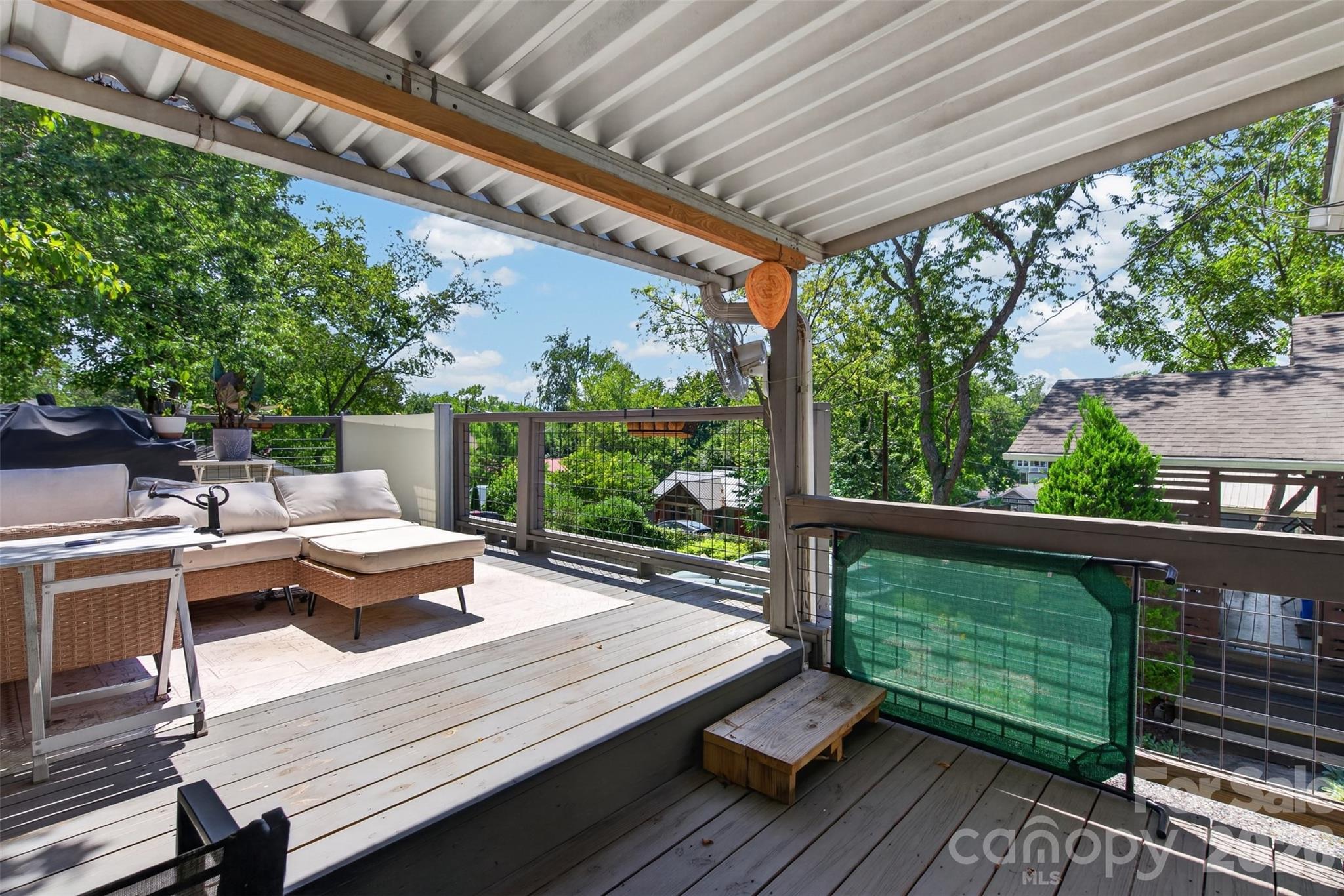 52 Pennsylvania Avenue Property Photo 23