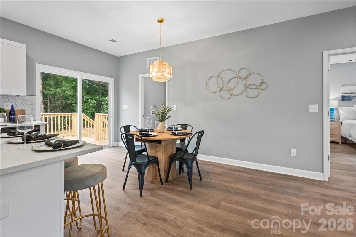 120 Whistling Pines Drive Property Photo 12