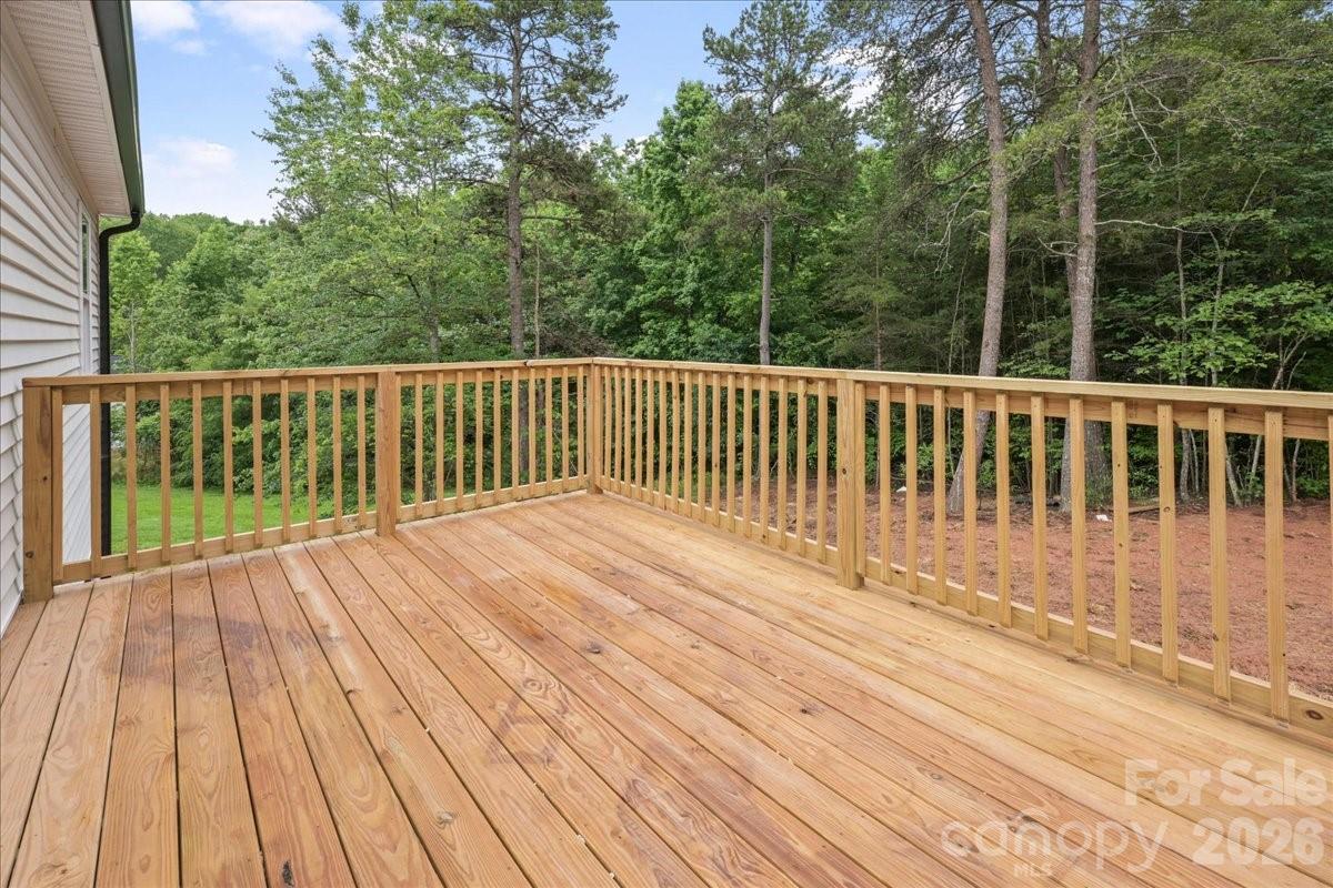 120 Whistling Pines Drive Property Photo 22
