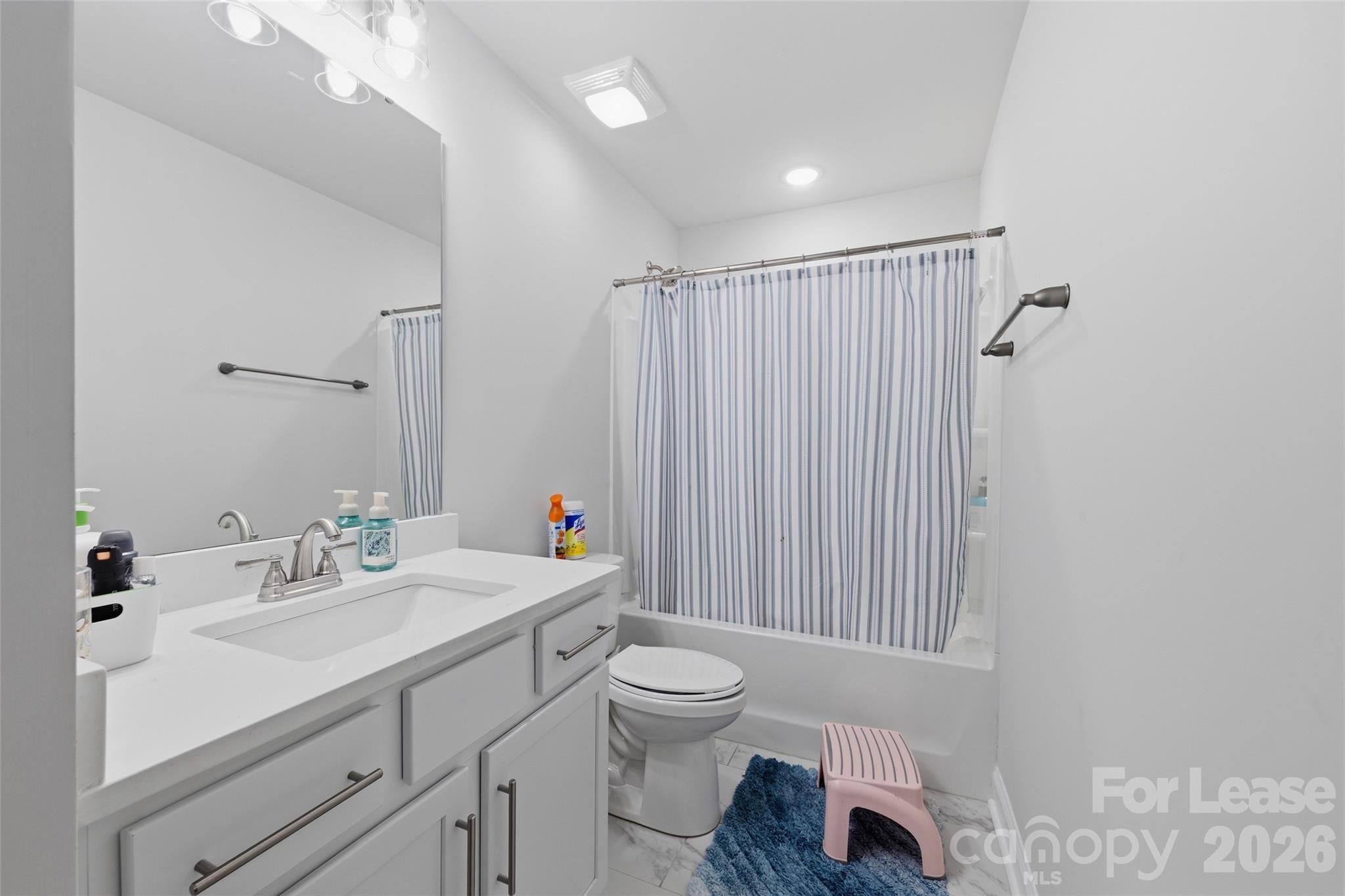 1136 Ashe Meadow Drive Property Photo 10