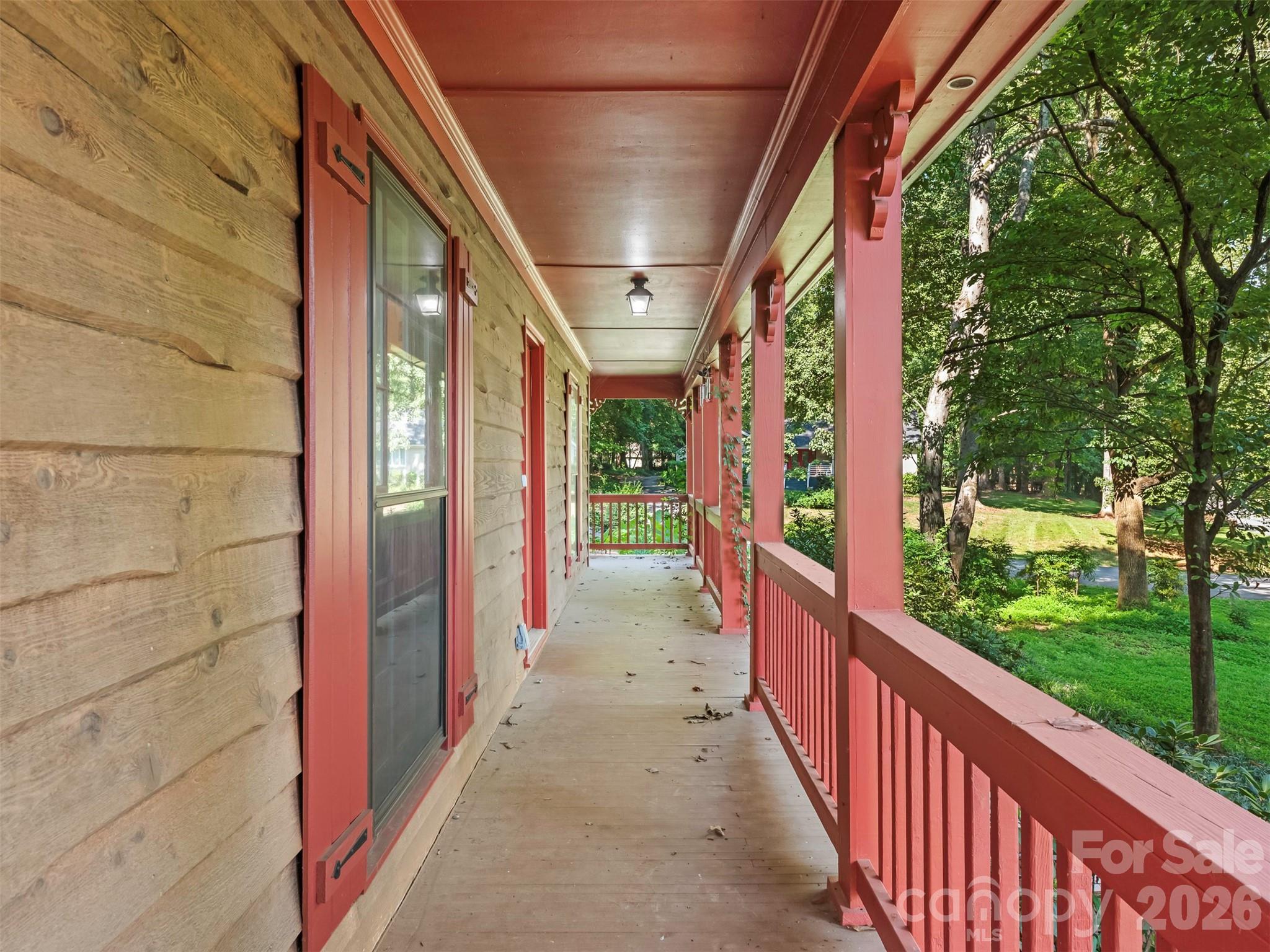 14200 Hackamore Drive Property Photo 3