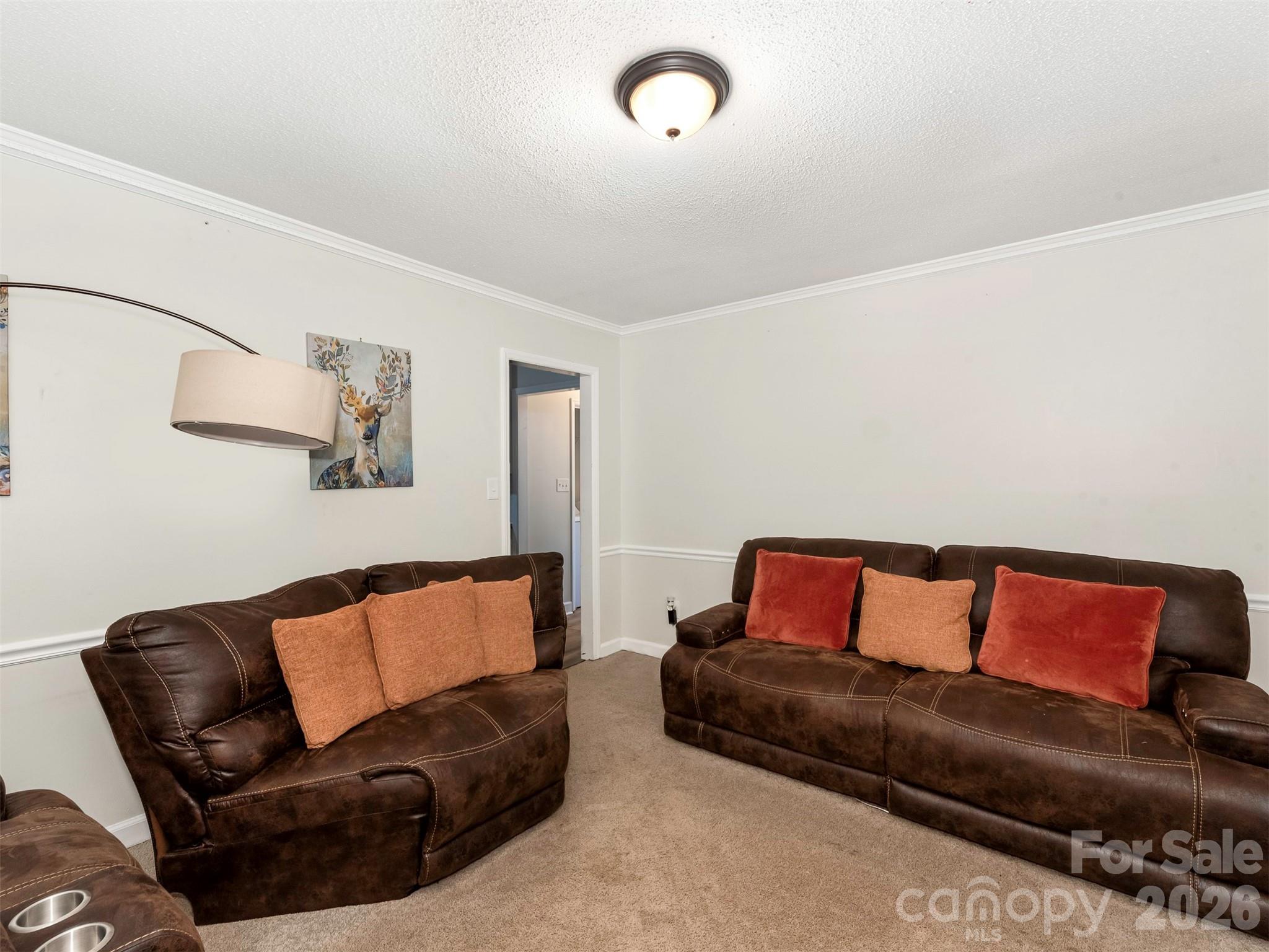 14200 Hackamore Drive Property Photo 6