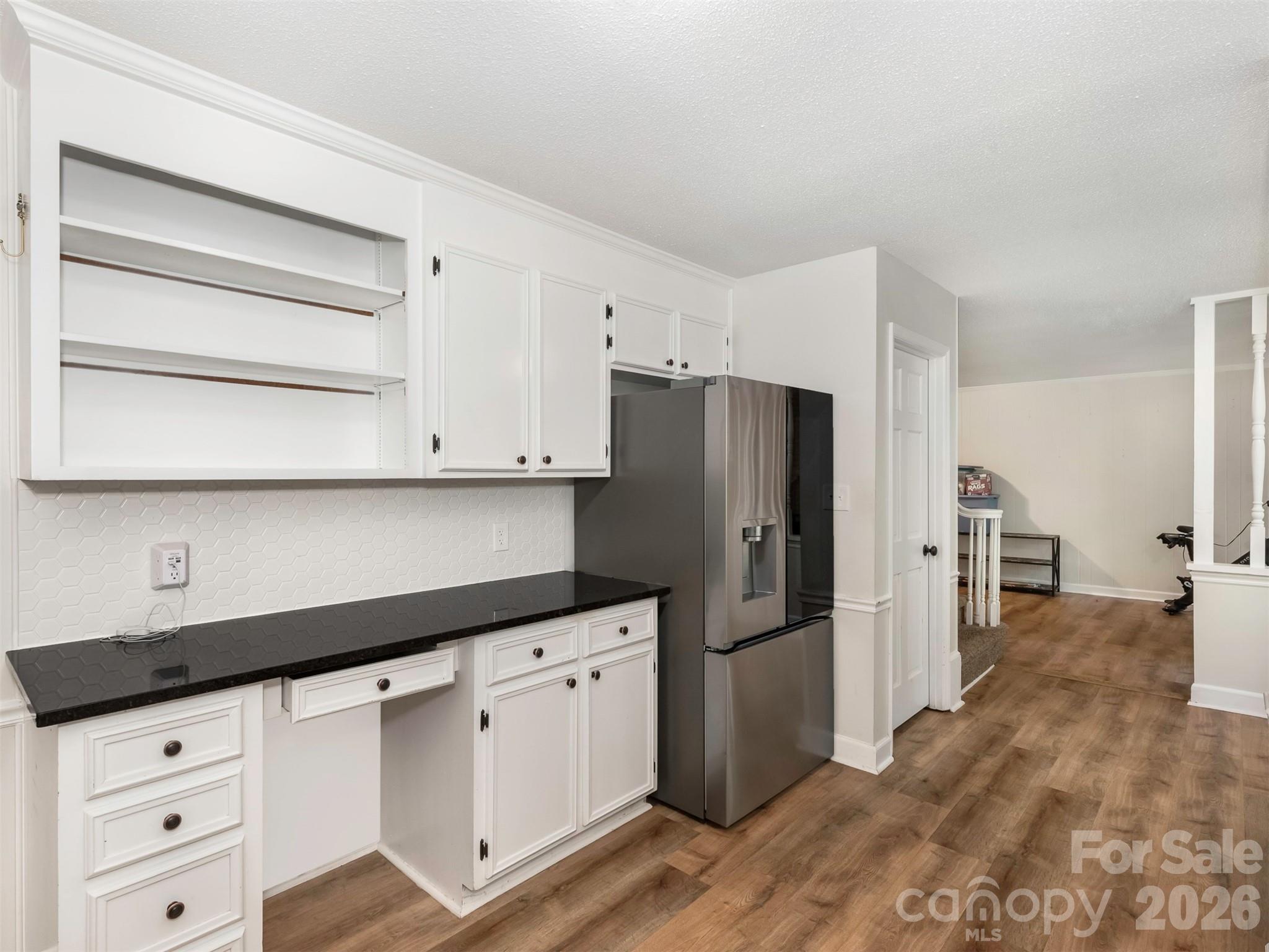 14200 Hackamore Drive Property Photo 12