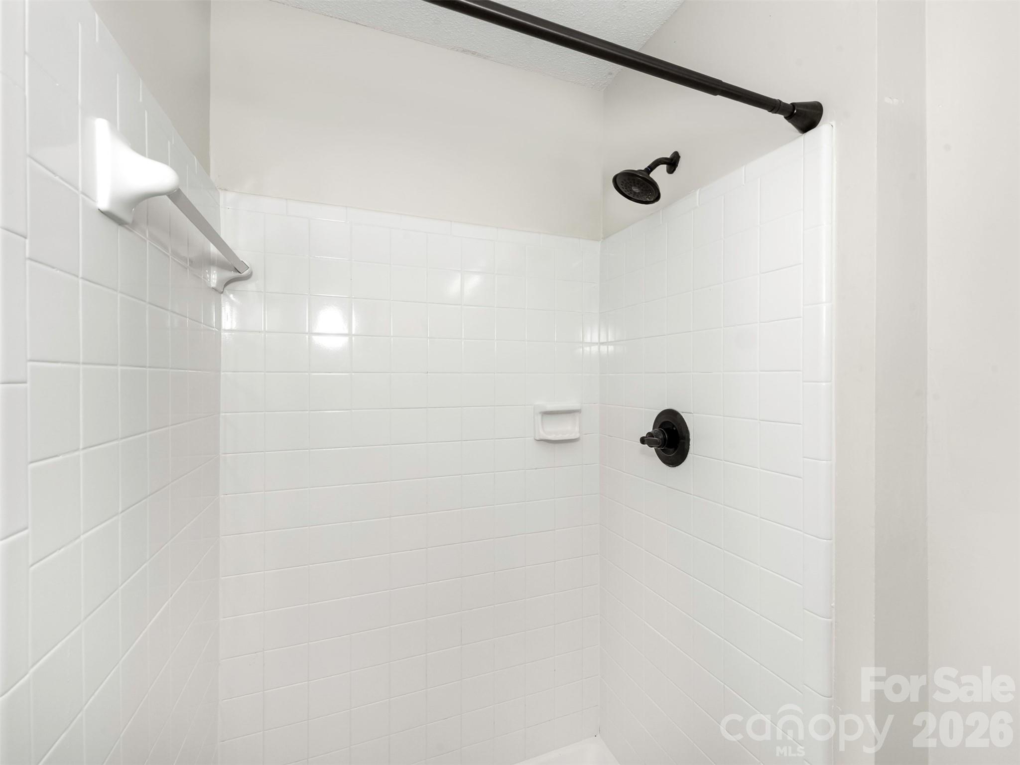14200 Hackamore Drive Property Photo 28