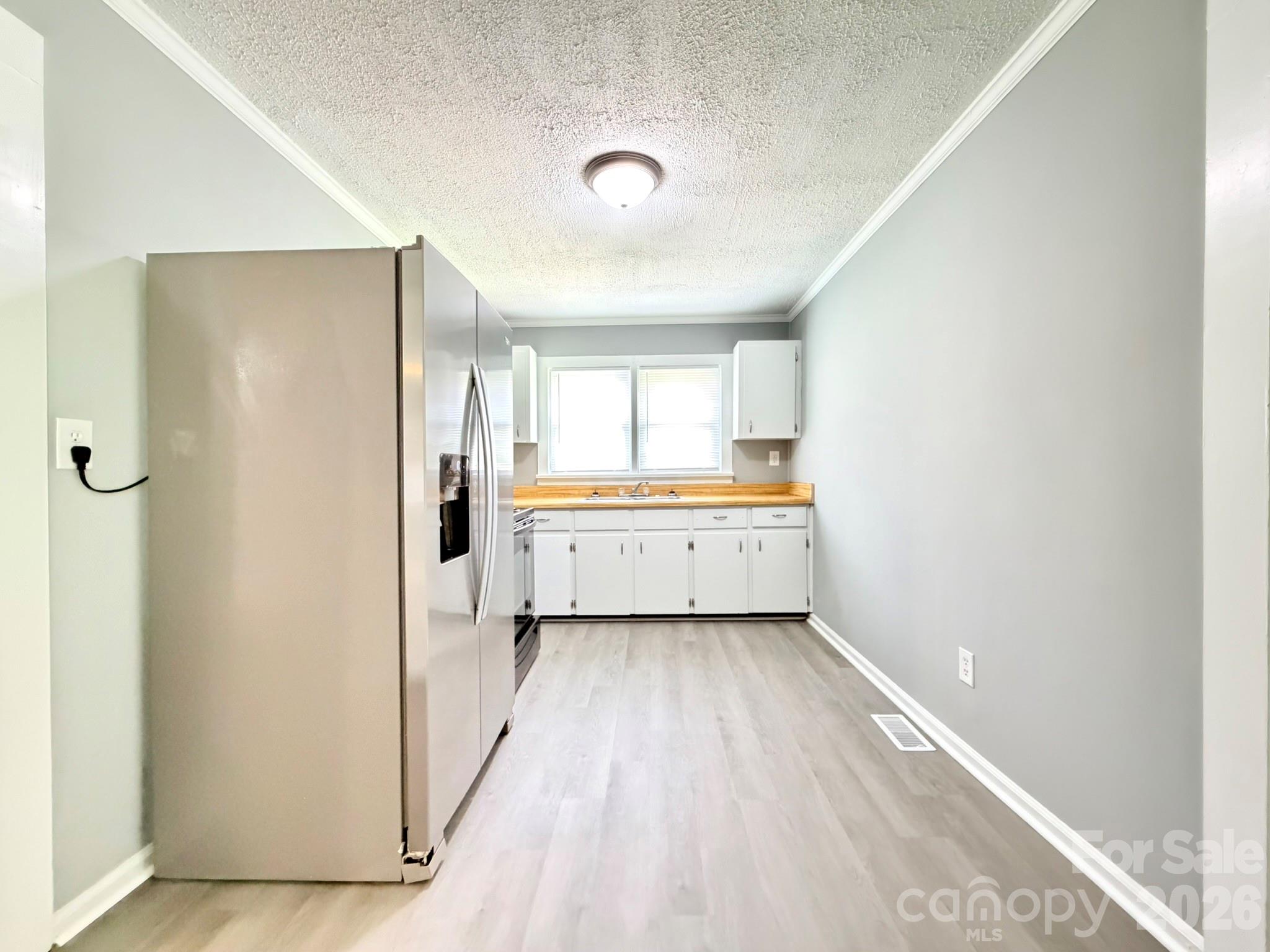 301 Magnolia Street Property Photo 16