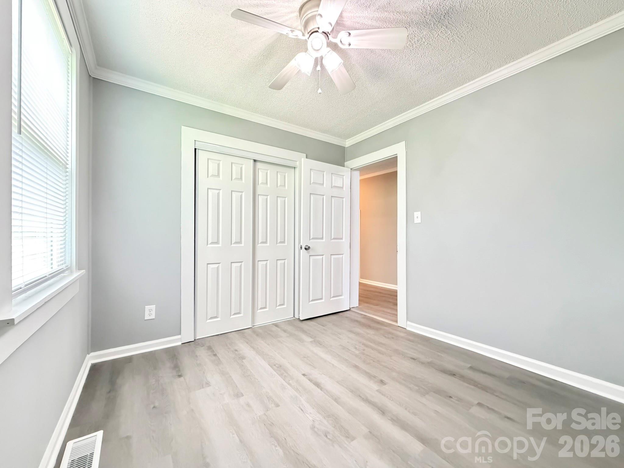 301 Magnolia Street Property Photo 25