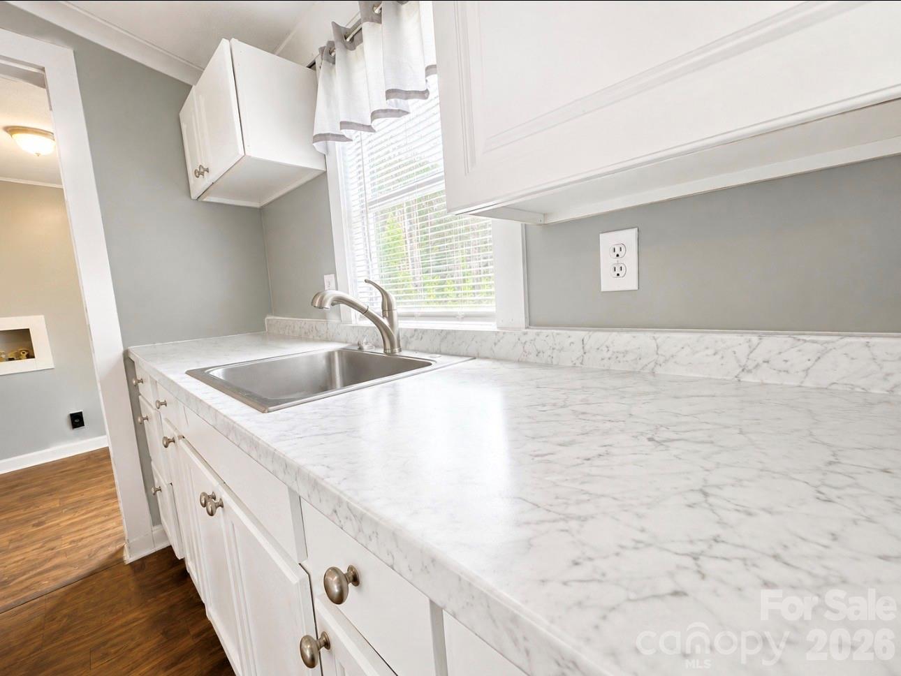 2802 Sycamore Road Property Photo 3
