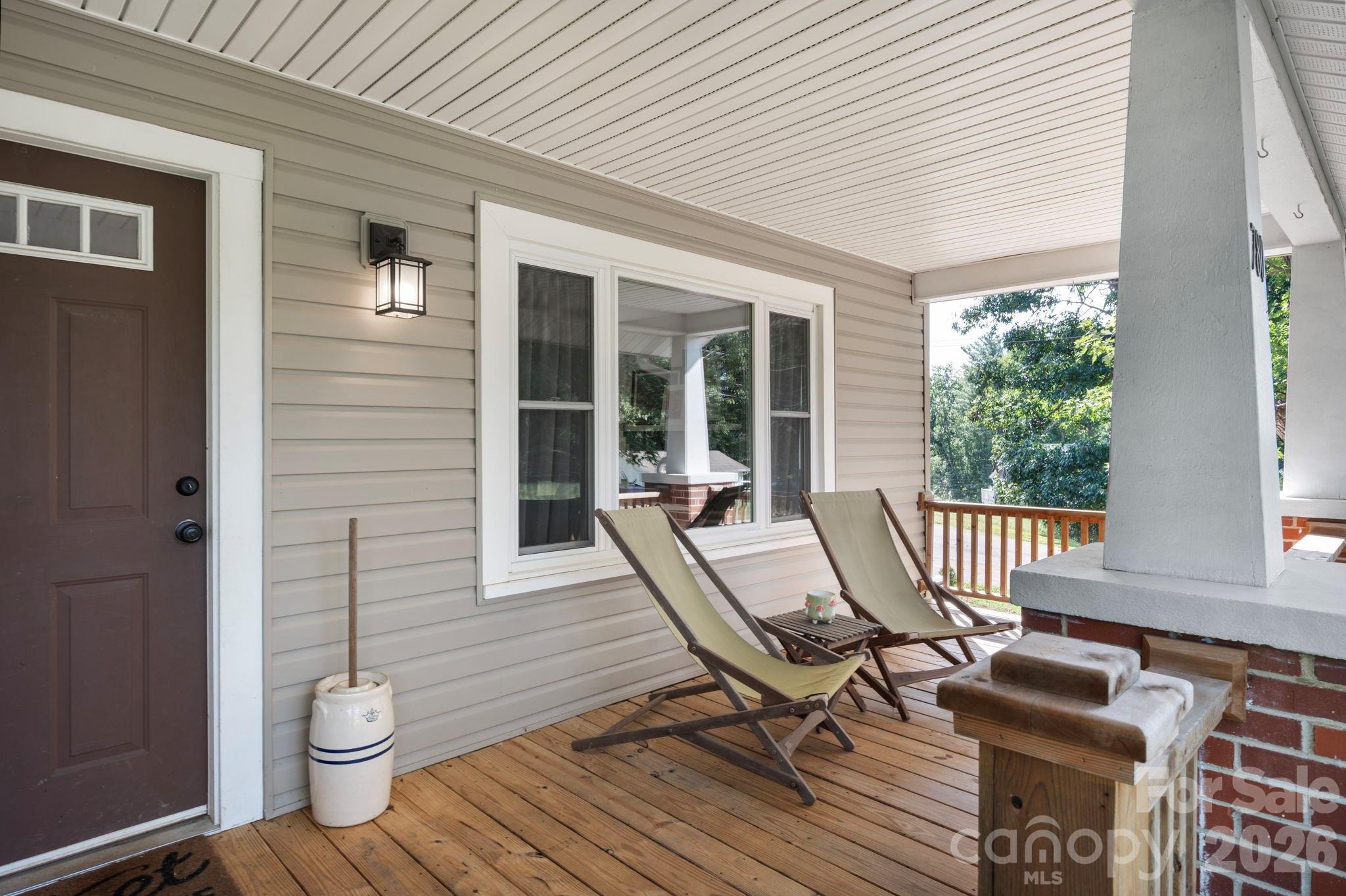 780 Jupiter Road Property Photo 5