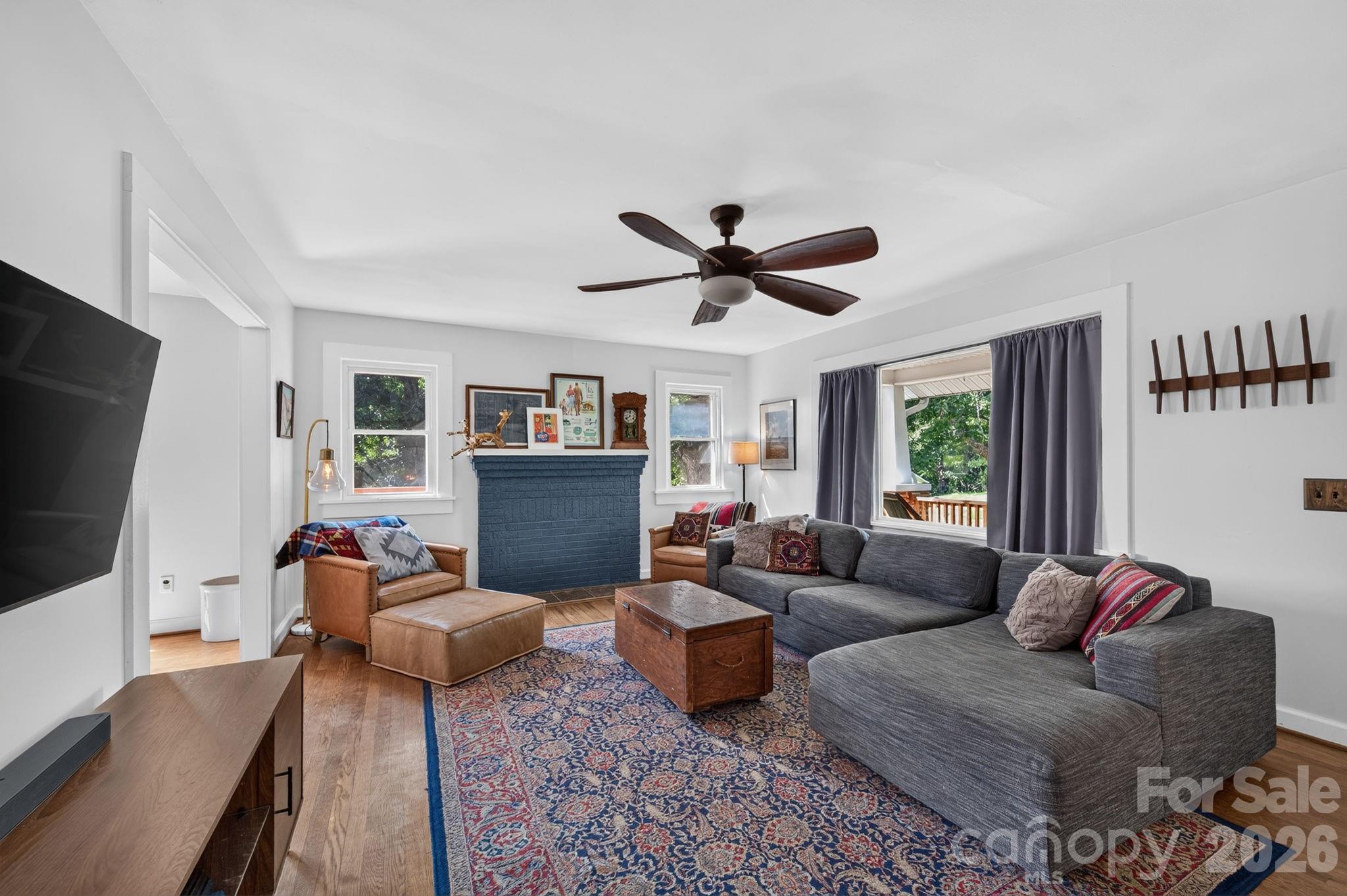 780 Jupiter Road Property Photo 8