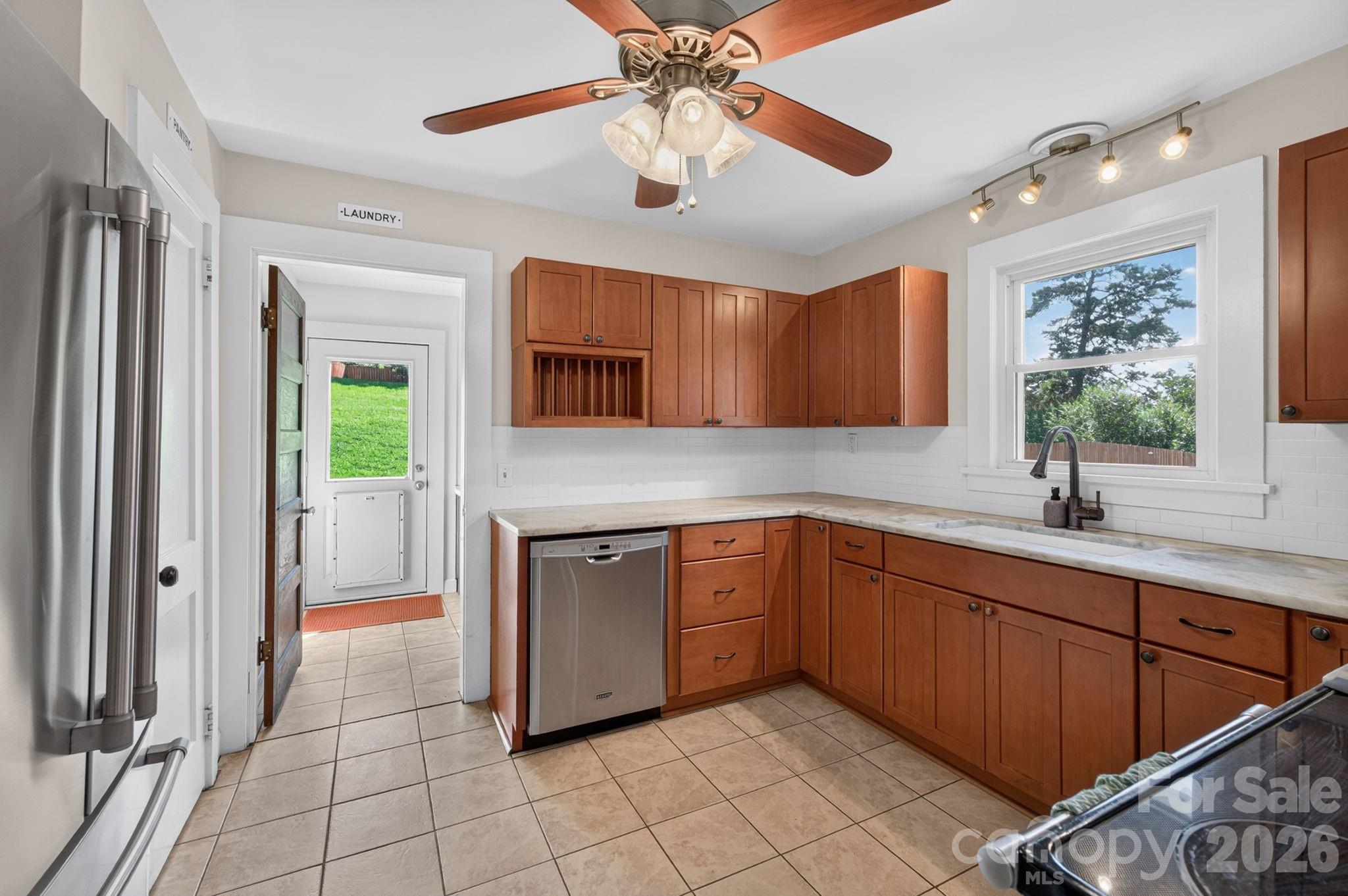 780 Jupiter Road Property Photo 19