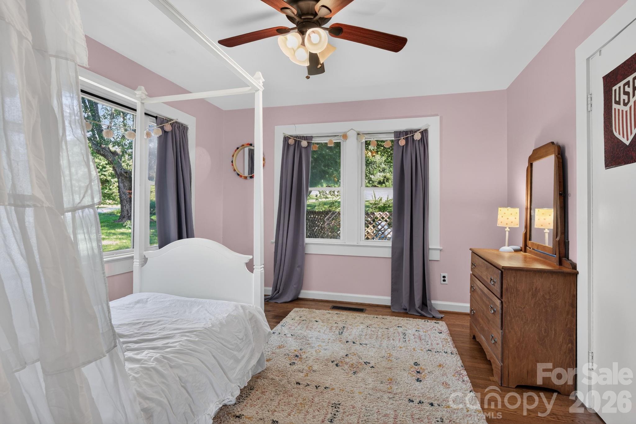 780 Jupiter Road Property Photo 28