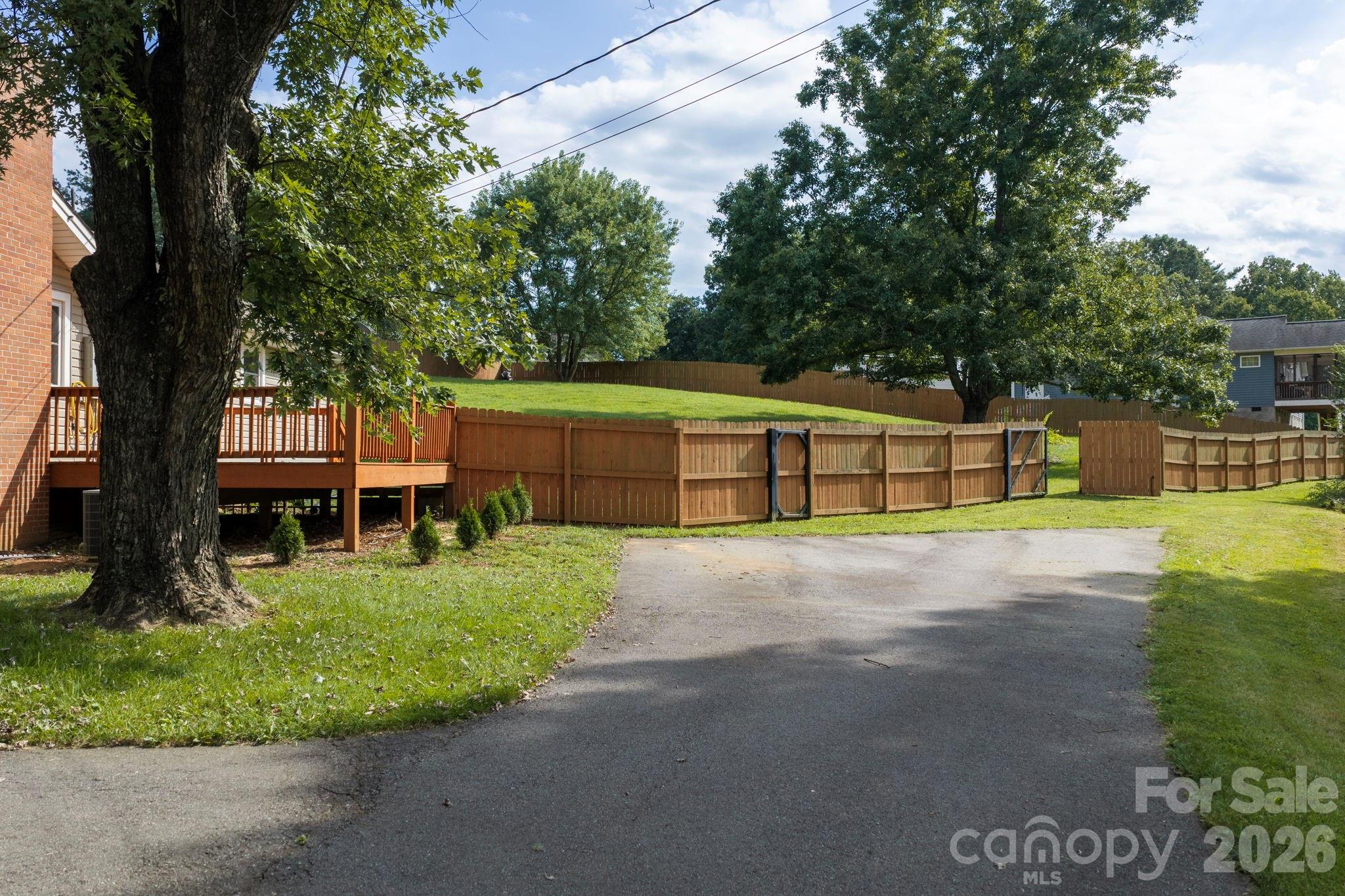 780 Jupiter Road Property Photo 39