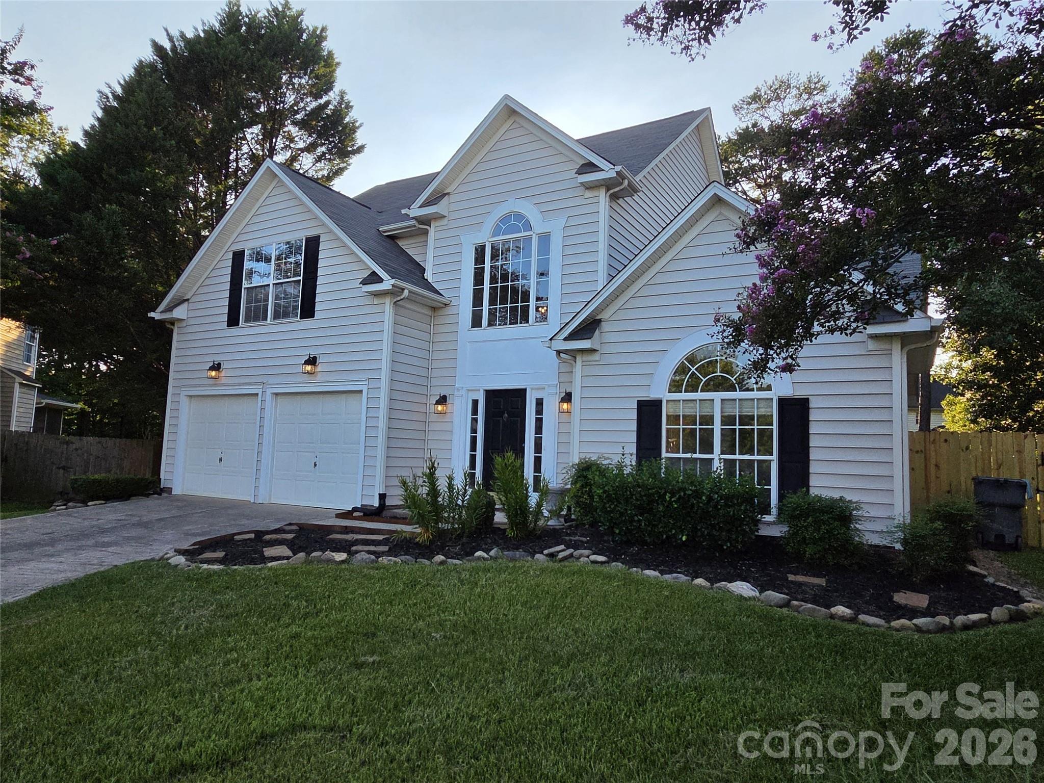 8800 Cavonnier Lane Property Photo 2