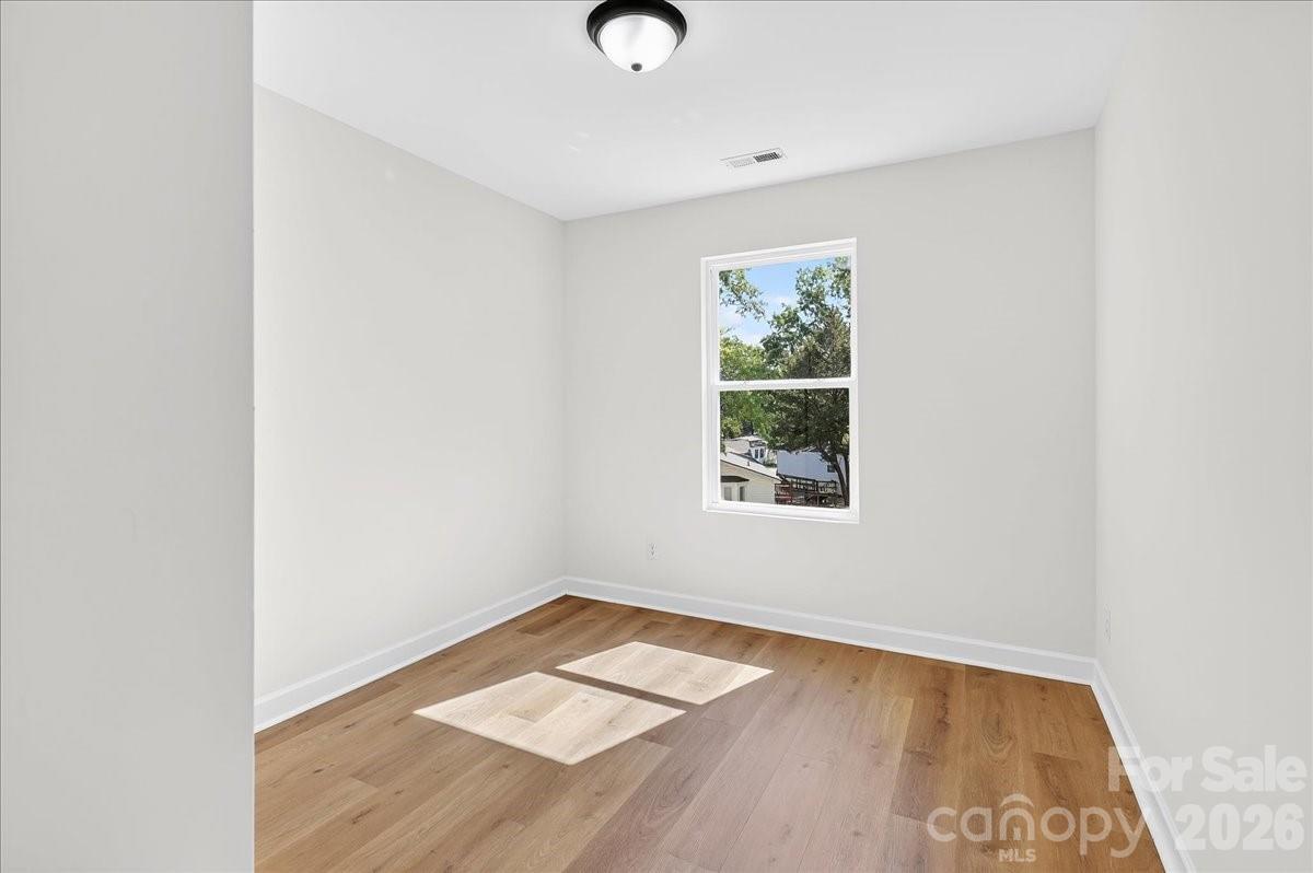 2108 Moose Road Property Photo 17
