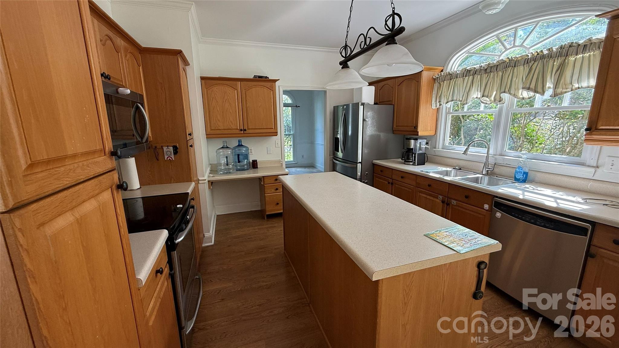 20601 Willow Pond Road Property Photo 5