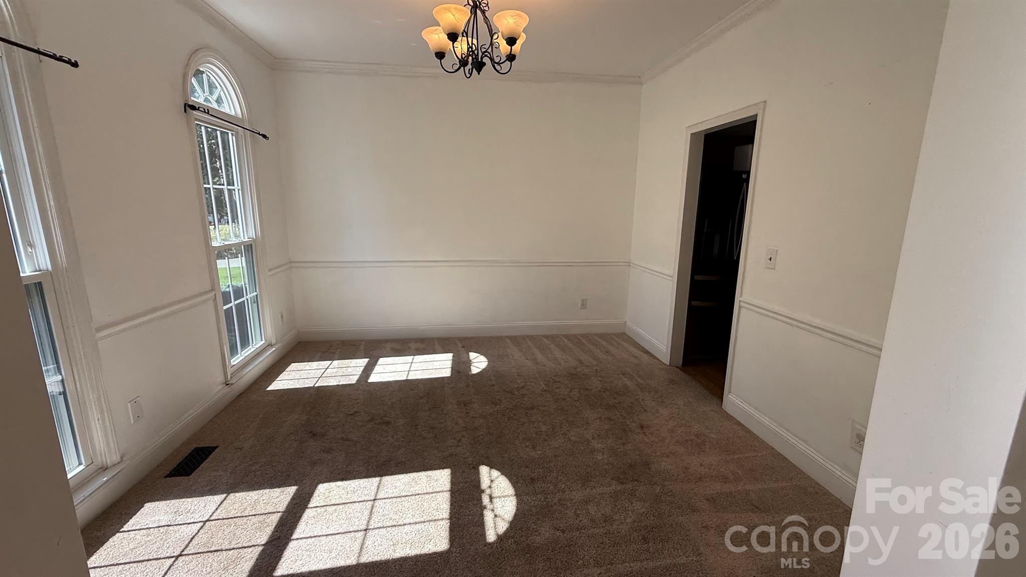 20601 Willow Pond Road Property Photo 10