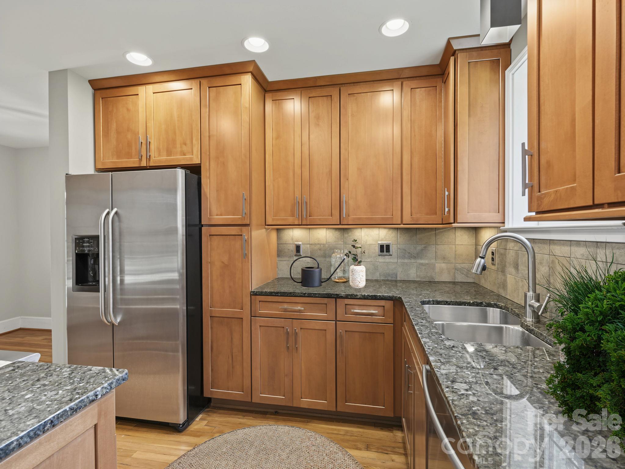 2218 Norcross Place Property Photo 10