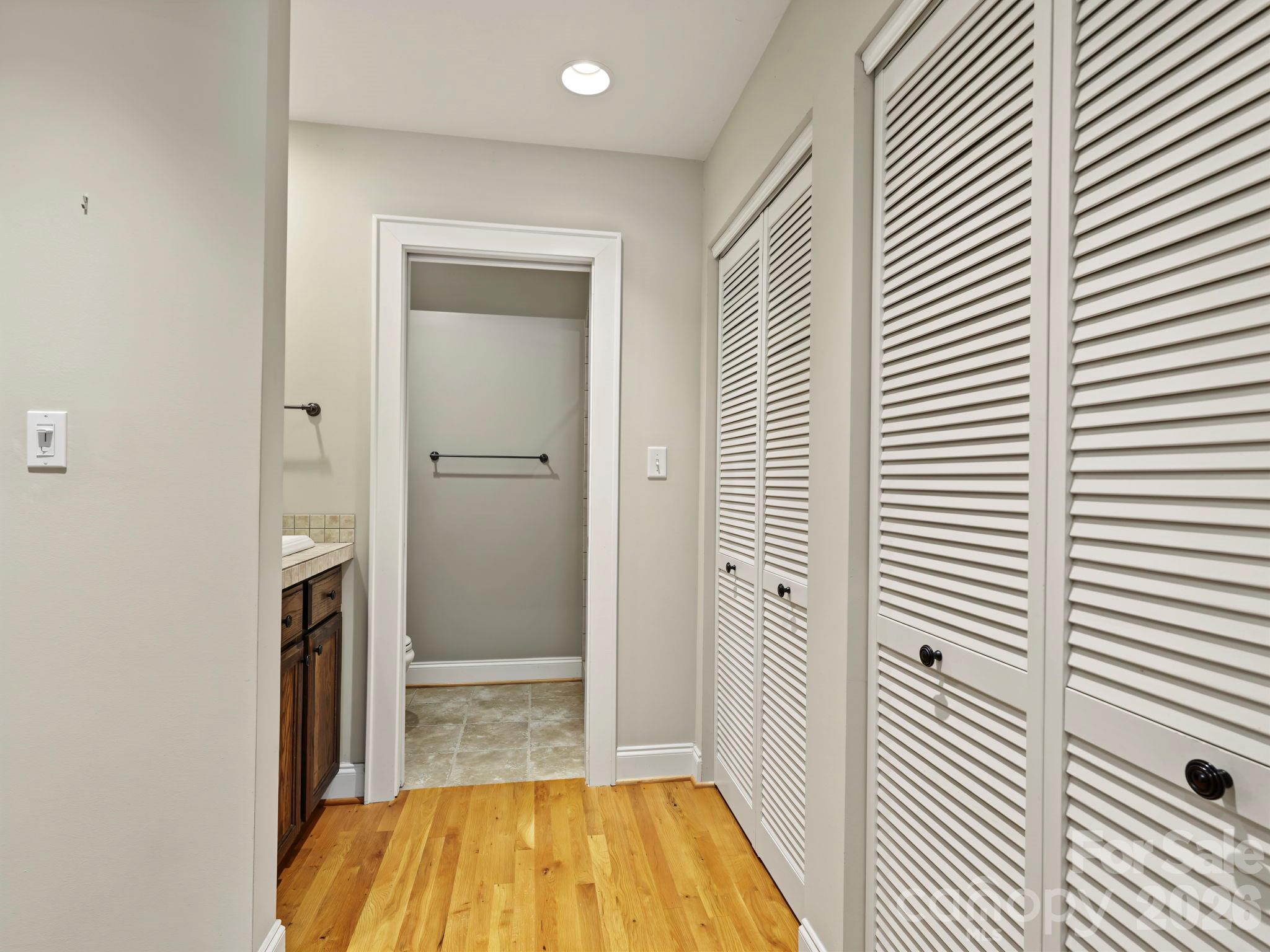 2218 Norcross Place Property Photo 17