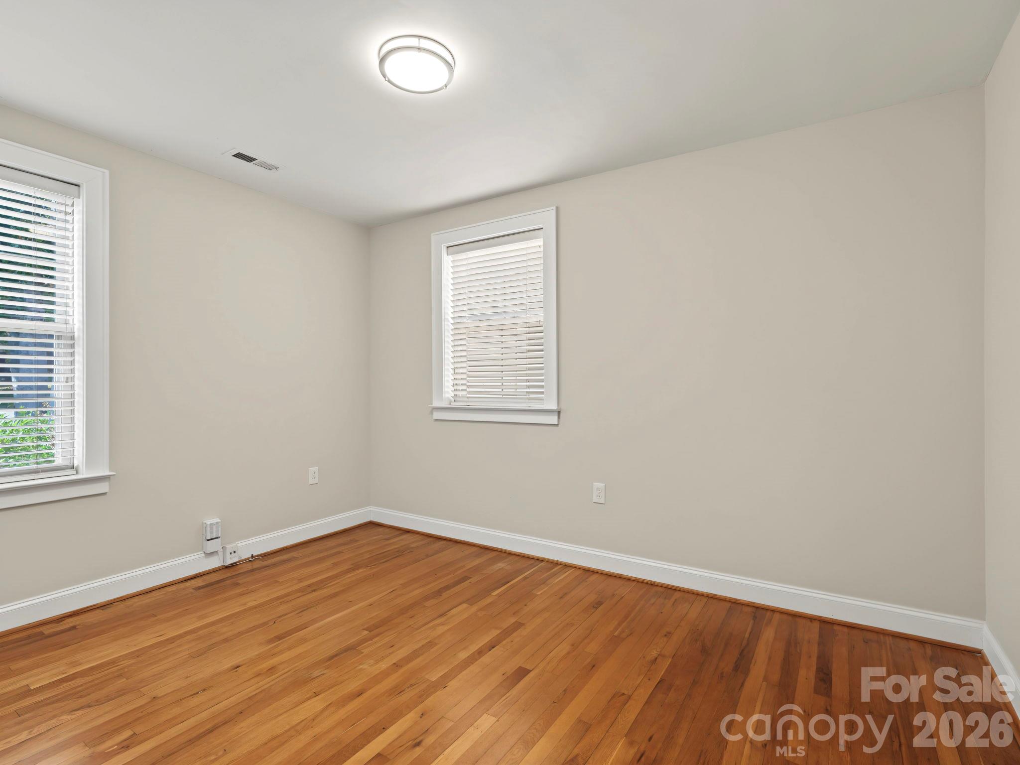 2218 Norcross Place Property Photo 26
