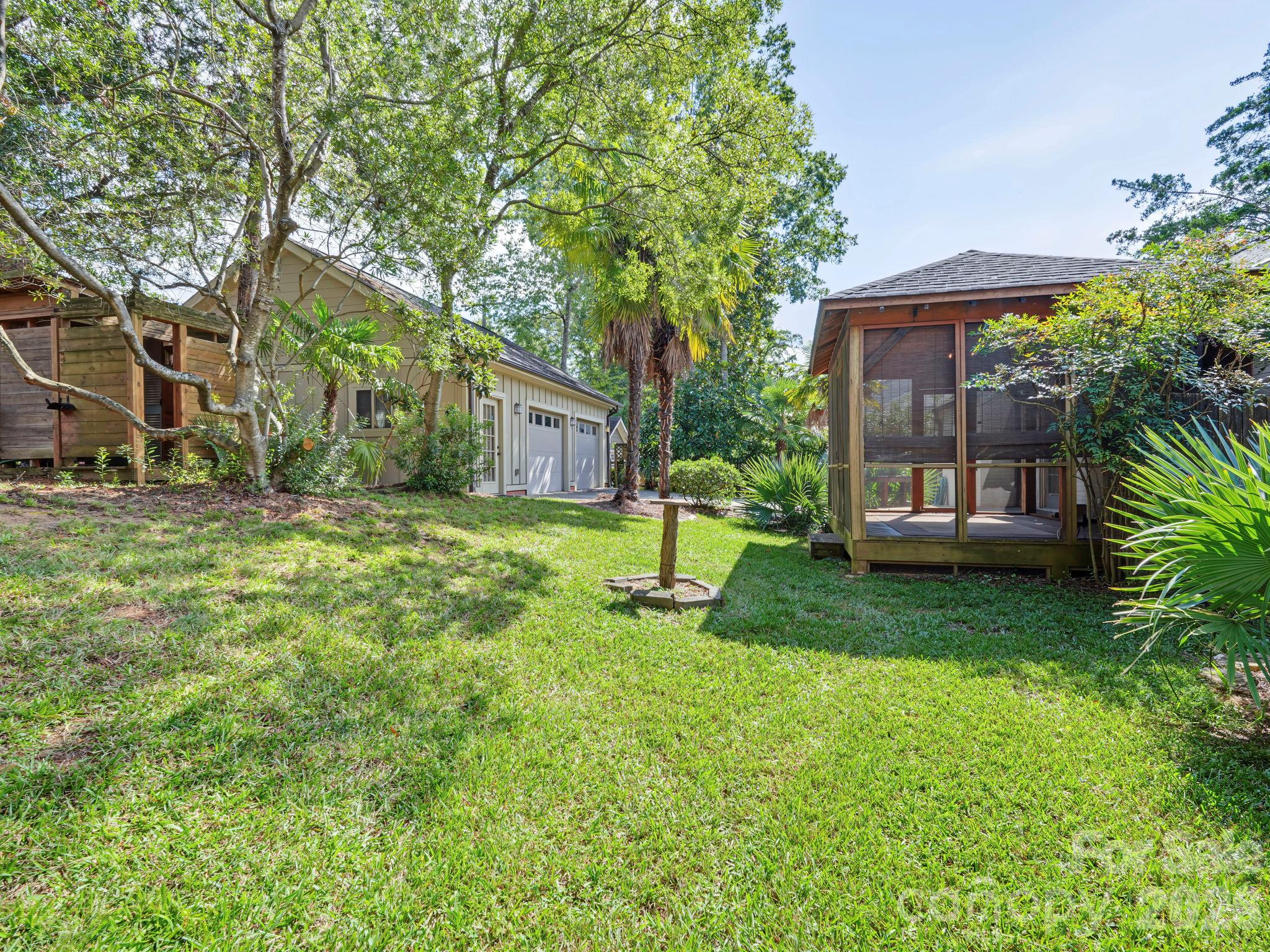 2218 Norcross Place Property Photo 30