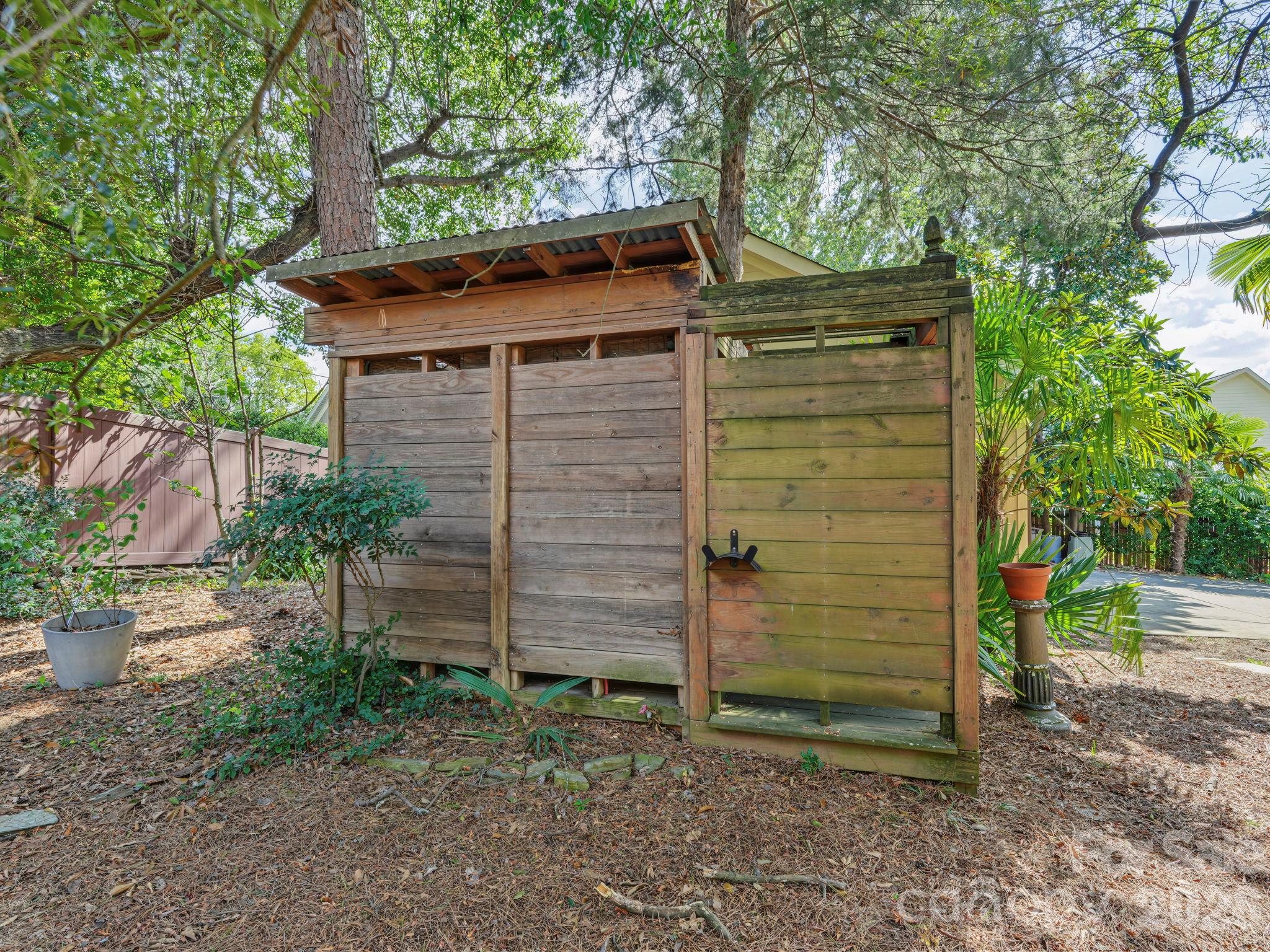 2218 Norcross Place Property Photo 31