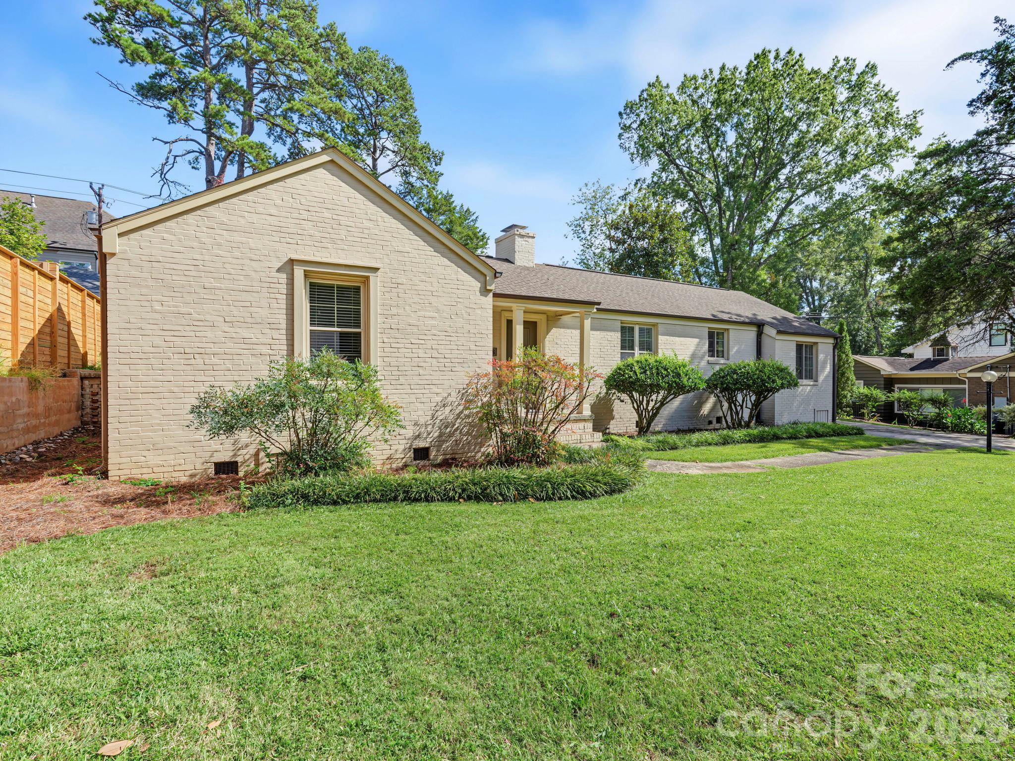 2218 Norcross Place Property Photo 35