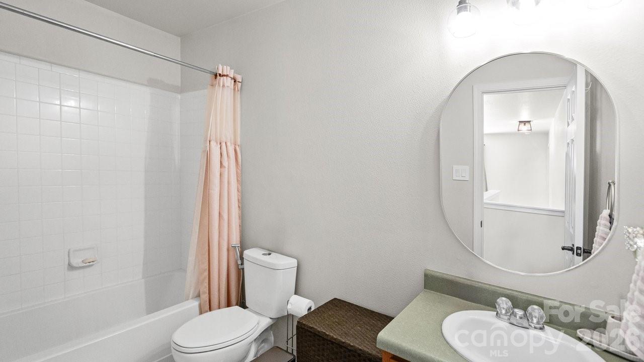 935 Torsion Lane Property Photo 23