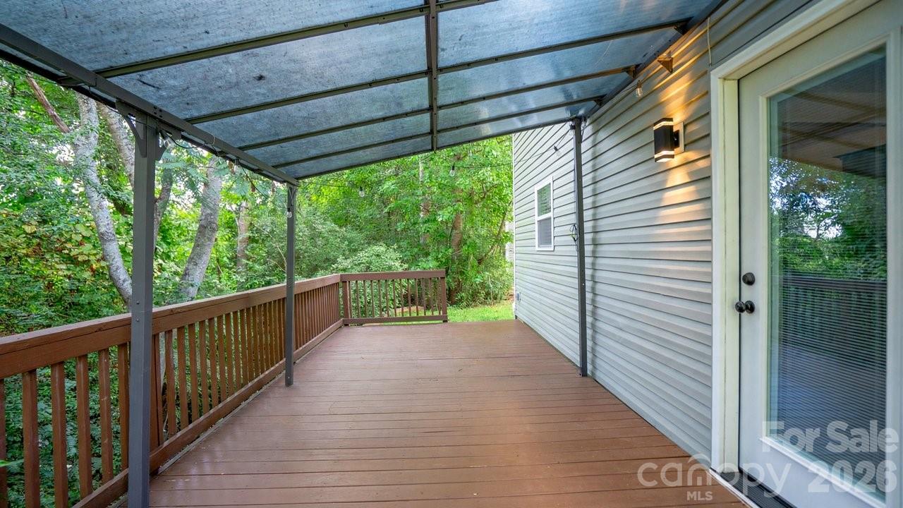 935 Torsion Lane Property Photo 24