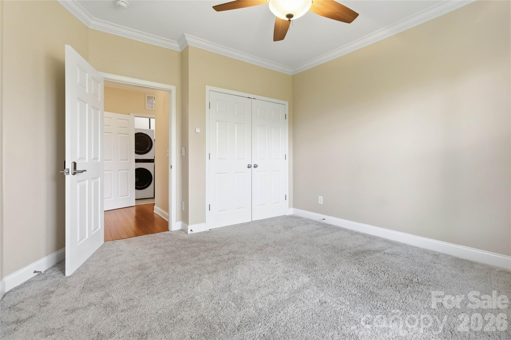 1000 E Woodlawn Road 314 Property Photo 26