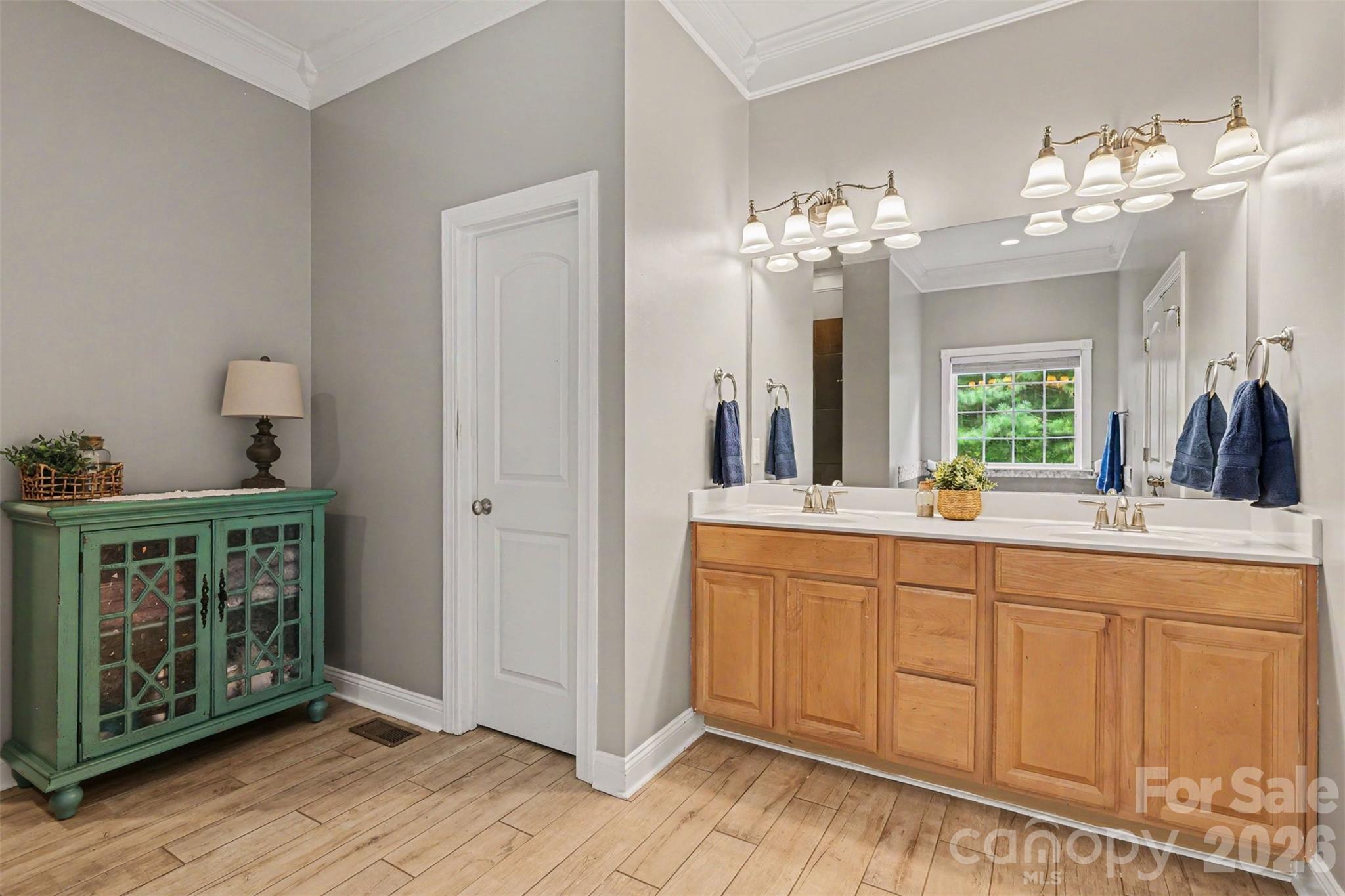 3647 Venetian Way Property Photo 19
