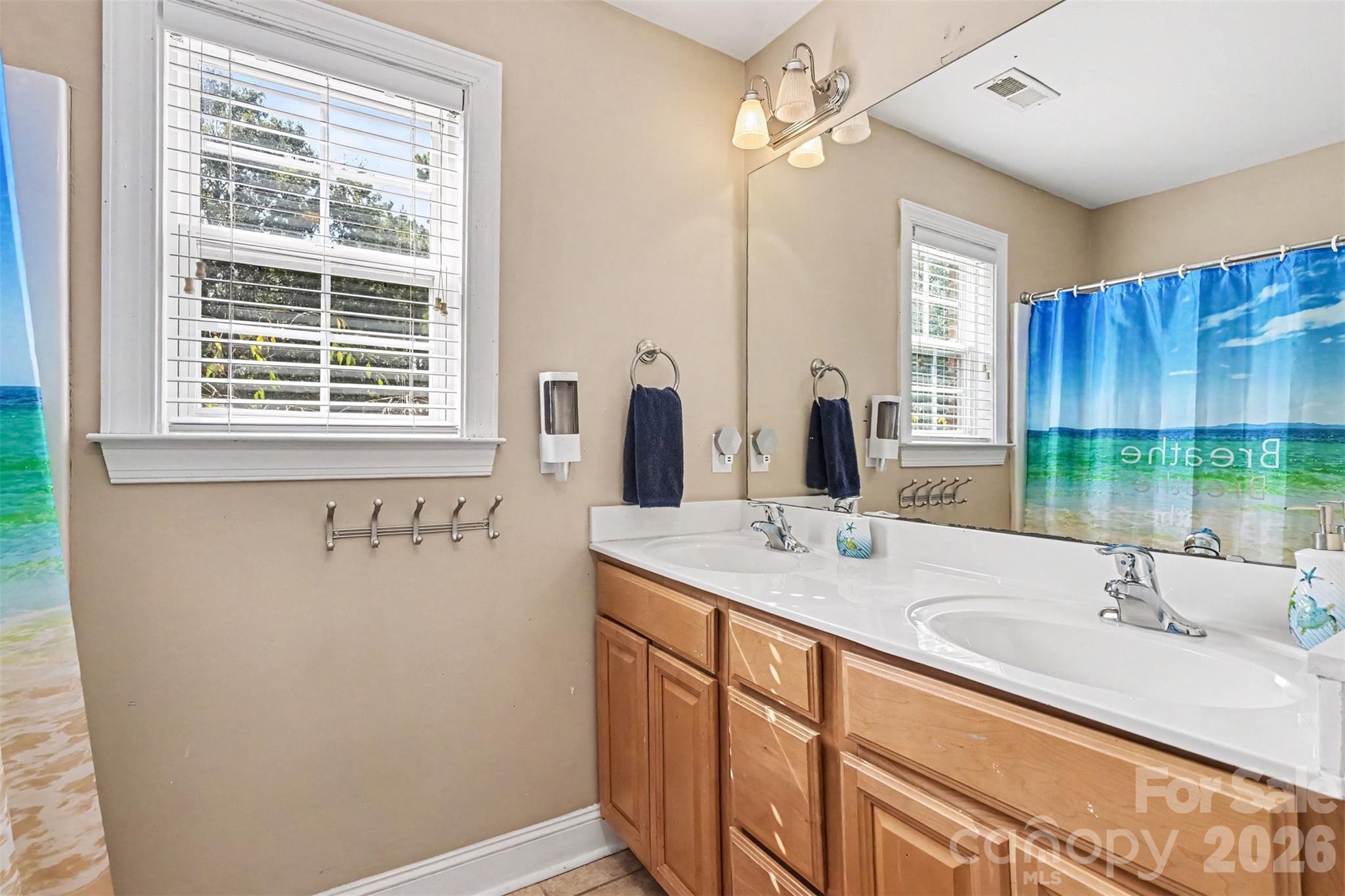 3647 Venetian Way Property Photo 28