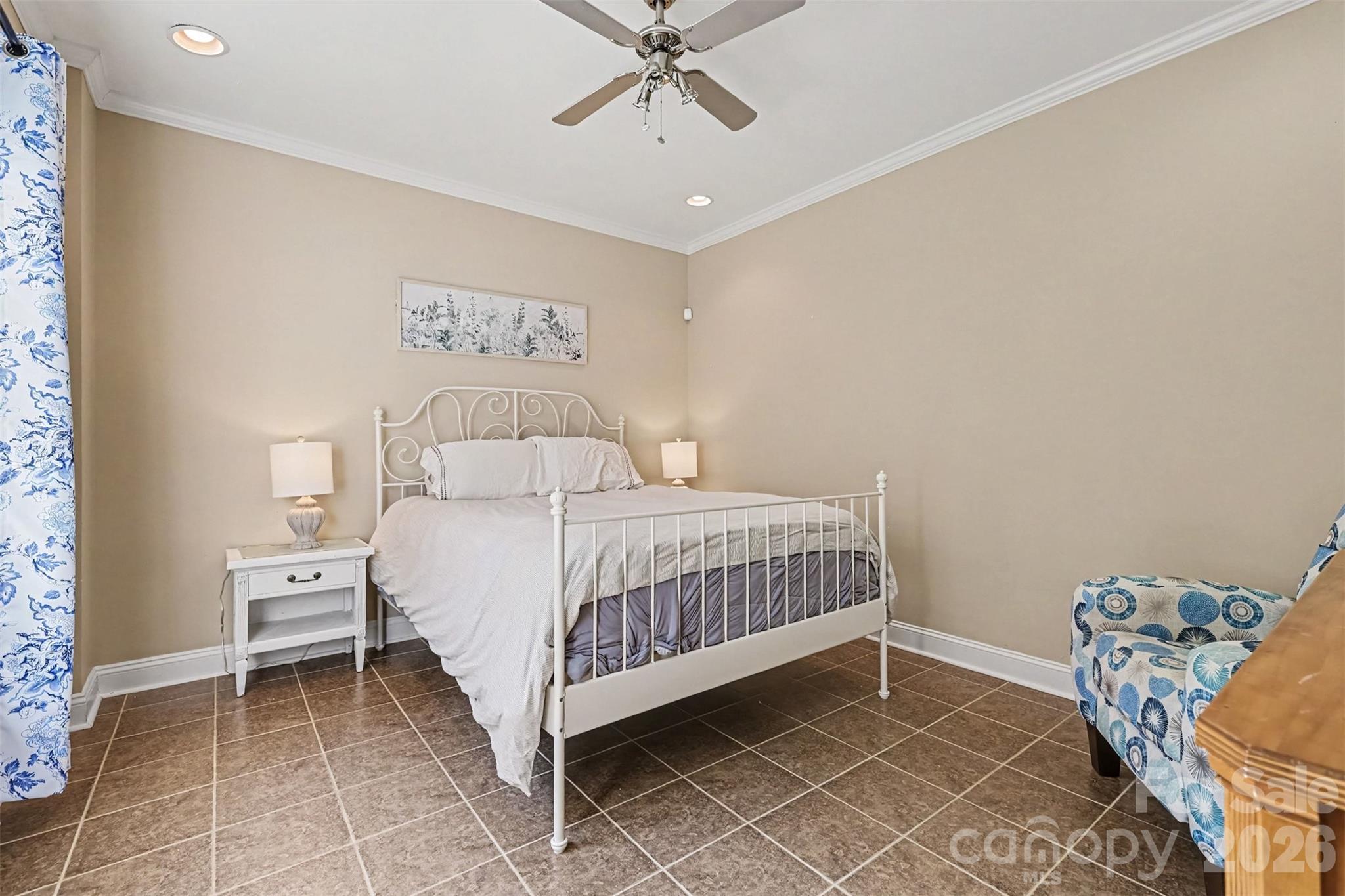 3647 Venetian Way Property Photo 36